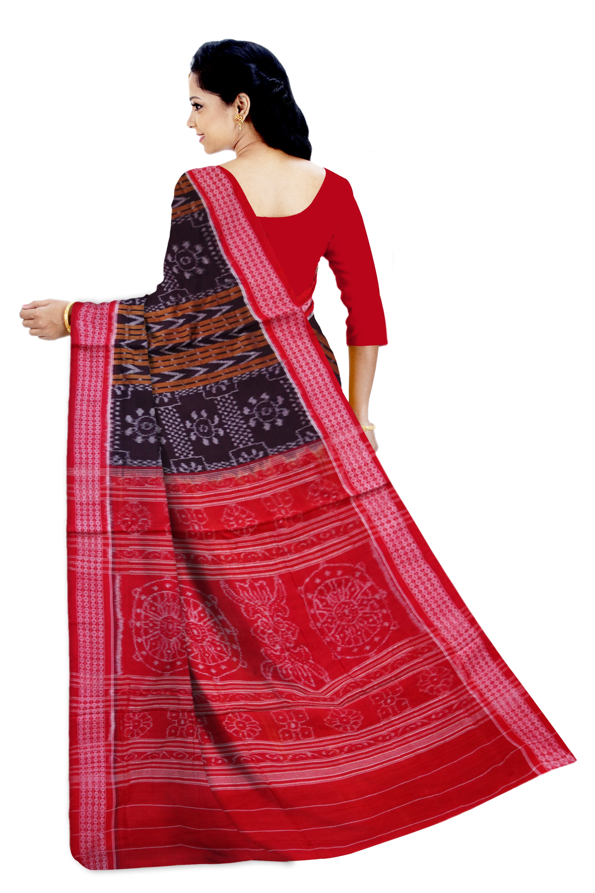 Circular flowers and Ikat design in lining pattern on whole body in Black and red colour sambalpuri saree. - Koshali Arts & Crafts Enterprise