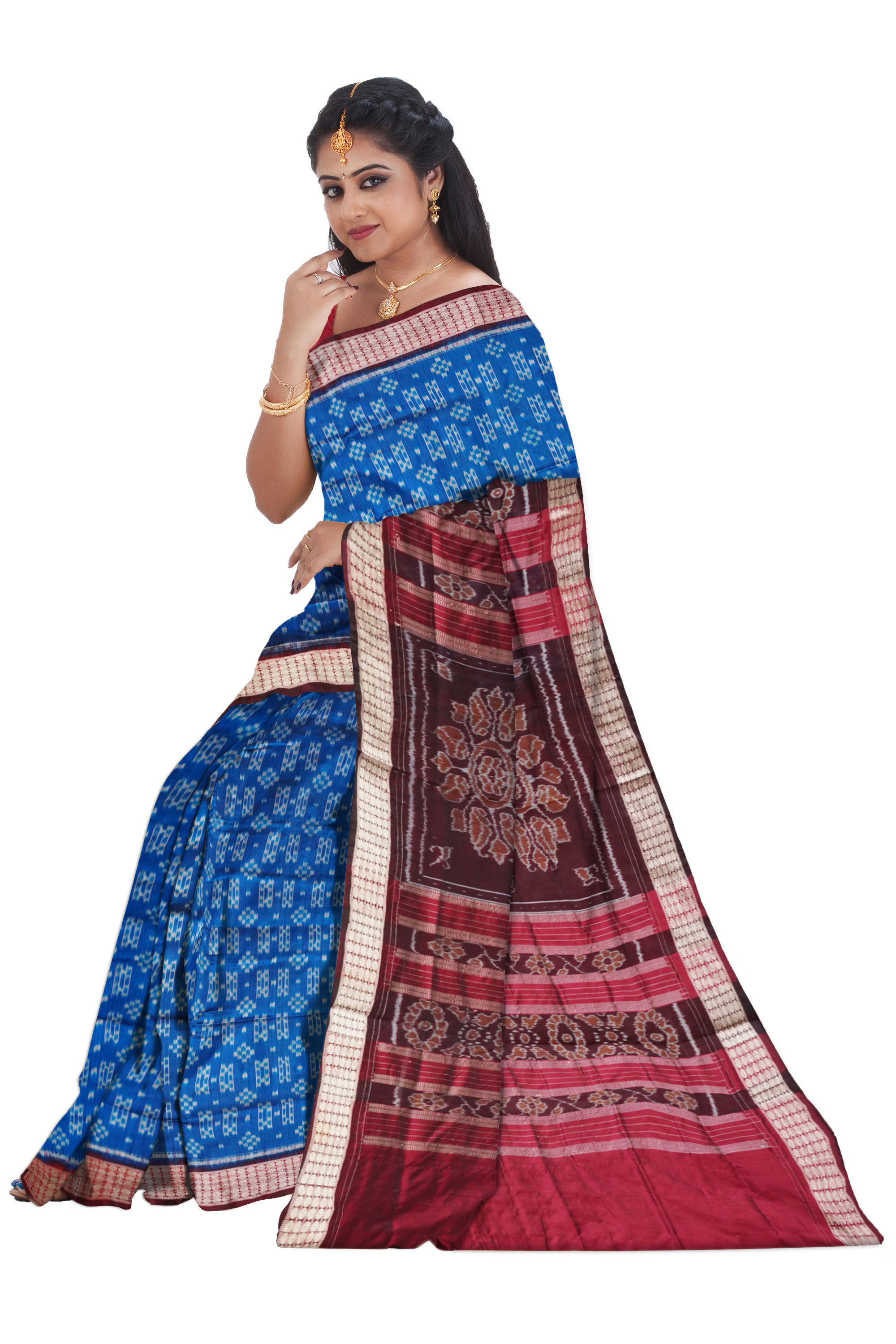 Sky-blue and maroon pasapali saree, peacock with flowers pallu. - Koshali Arts & Crafts Enterprise