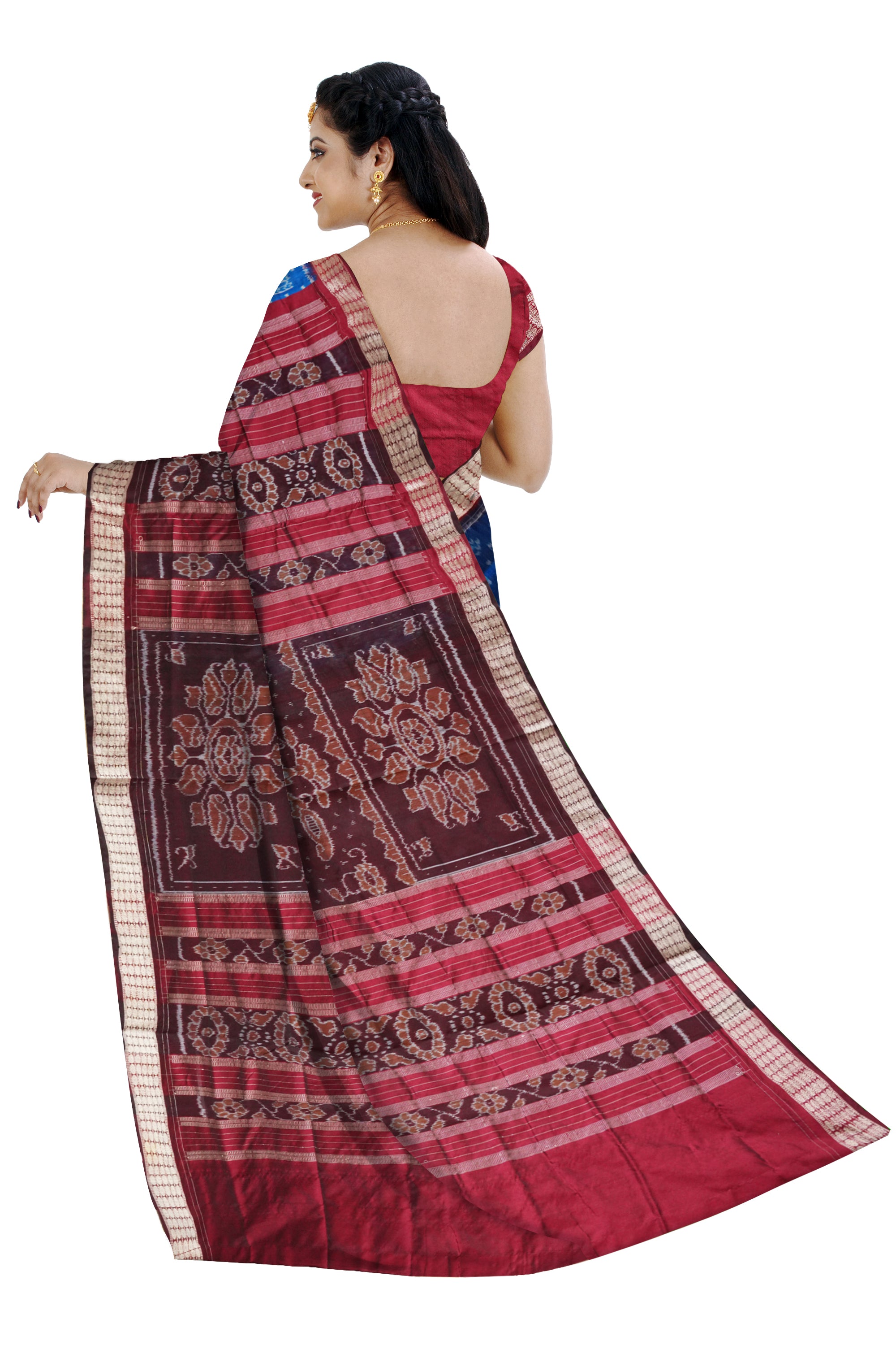Sky-blue and maroon pasapali saree, peacock with flowers pallu. - Koshali Arts & Crafts Enterprise