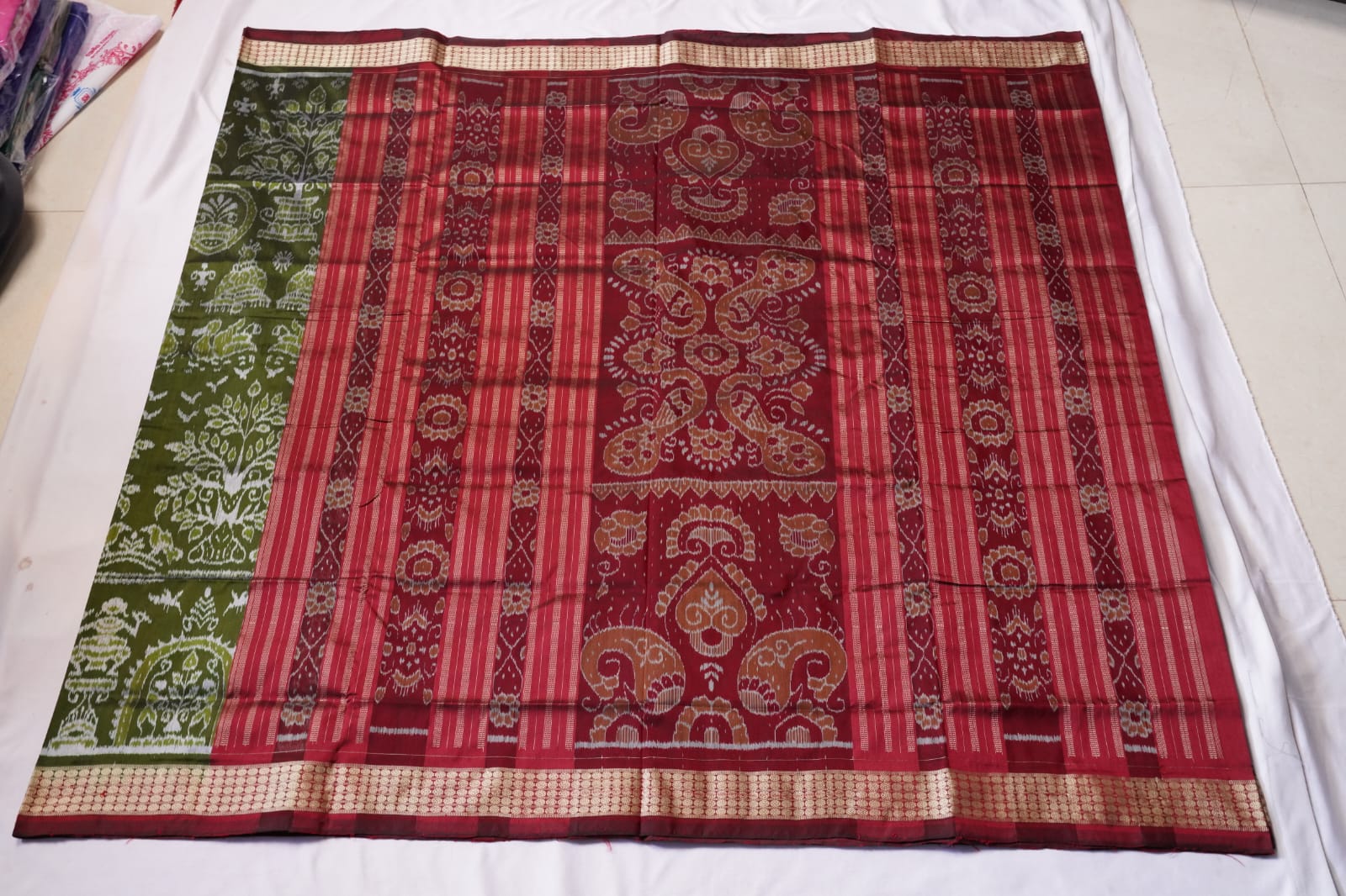 Mehndi green and Maroon color Bandha design Sambalpuri pata saree. - Koshali Arts & Crafts Enterprise