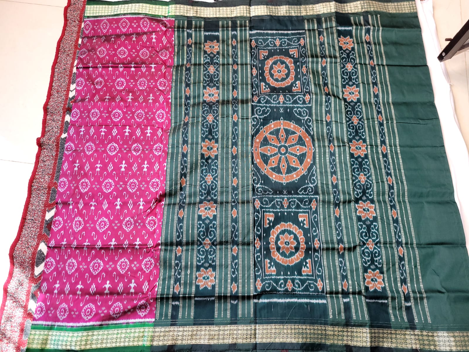 Pink and Green color Sambalpuri terracotta Patli Pata saree. - Koshali Arts & Crafts Enterprise
