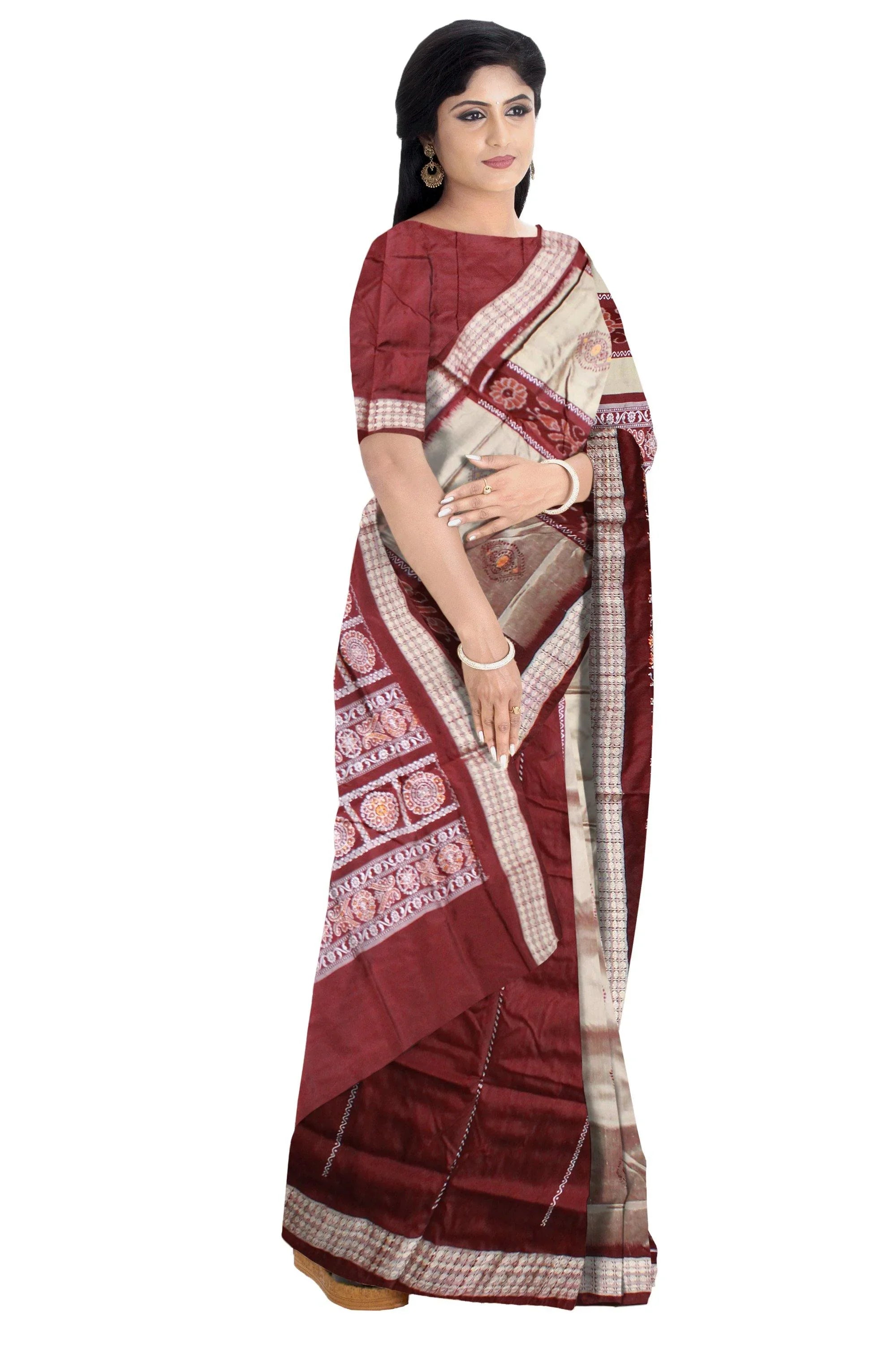 Peach color Patli pata saree with blouse piece. - Koshali Arts & Crafts Enterprise