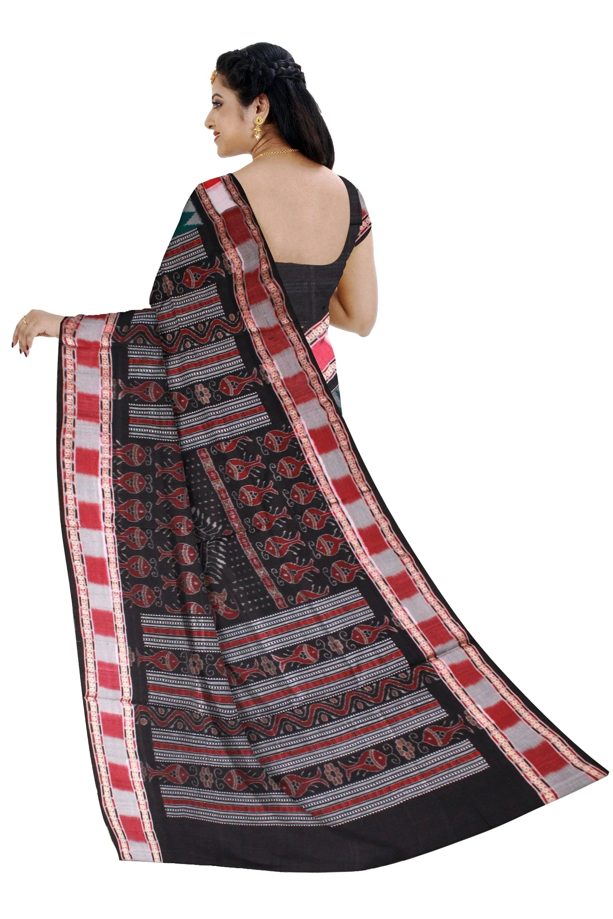 Green and white color booty pattern Sambalpuri cotton saree with blouse piece. - Koshali Arts & Crafts Enterprise