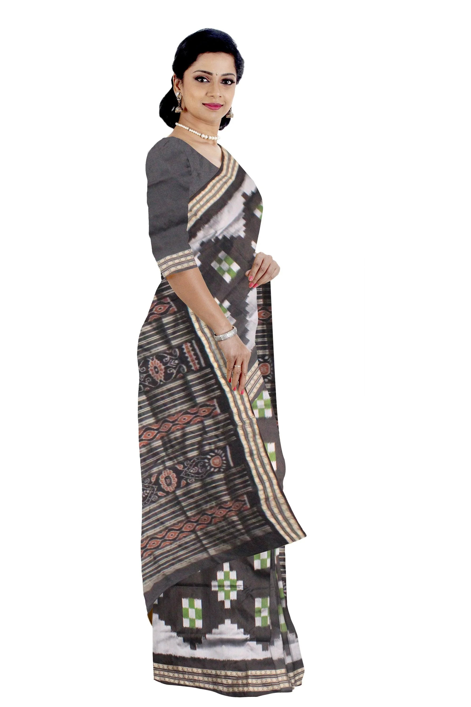 SAMBALPURI SAPTA PATA SAREE IN DARK GREEN AND BLACK COLOR WITH BLOUSE PIECE - Koshali Arts & Crafts Enterprise