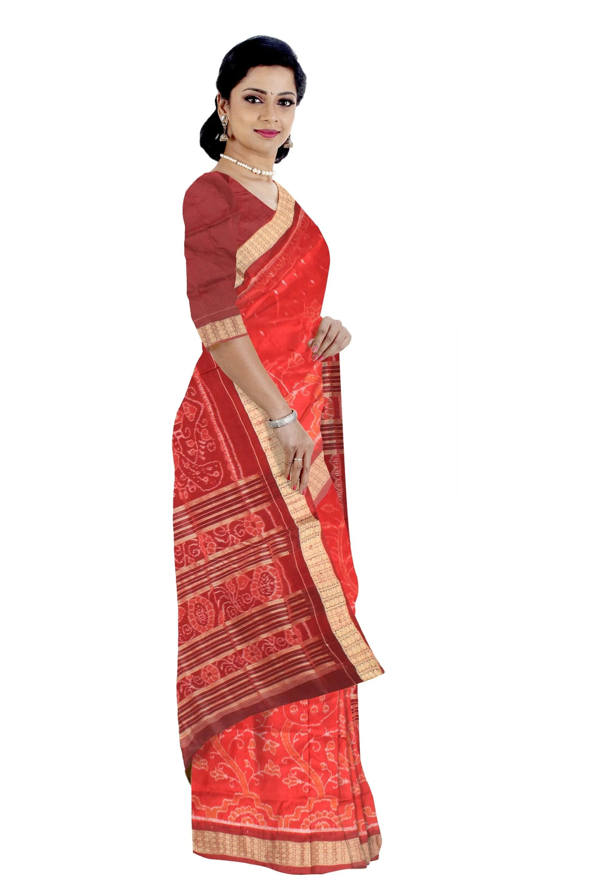 Sambalpuri Pata Saree in Maroon and Red color creeper Design with blouse piece. - Koshali Arts & Crafts Enterprise