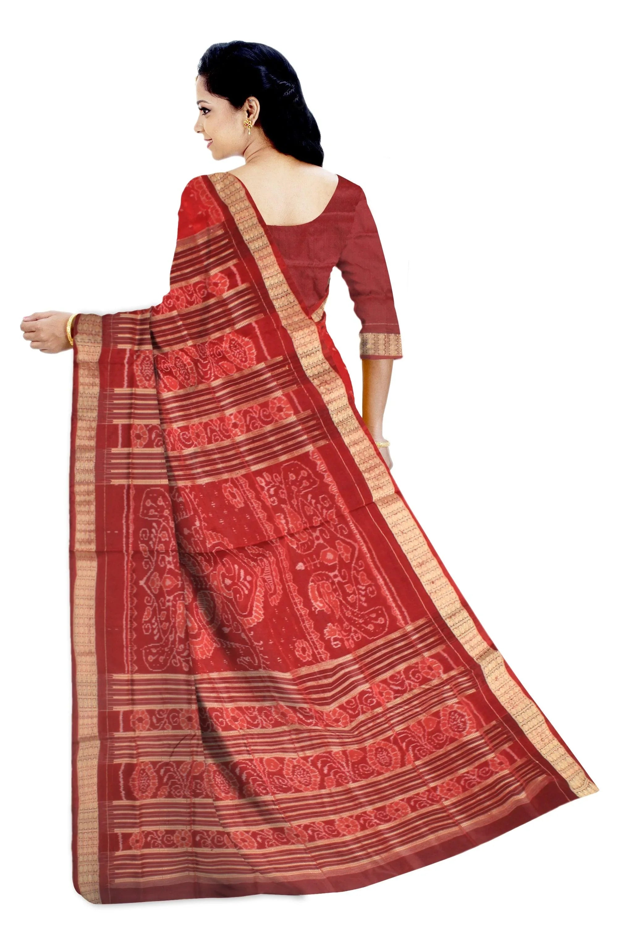 Sambalpuri Pata Saree in Maroon and Red color creeper Design with blouse piece. - Koshali Arts & Crafts Enterprise