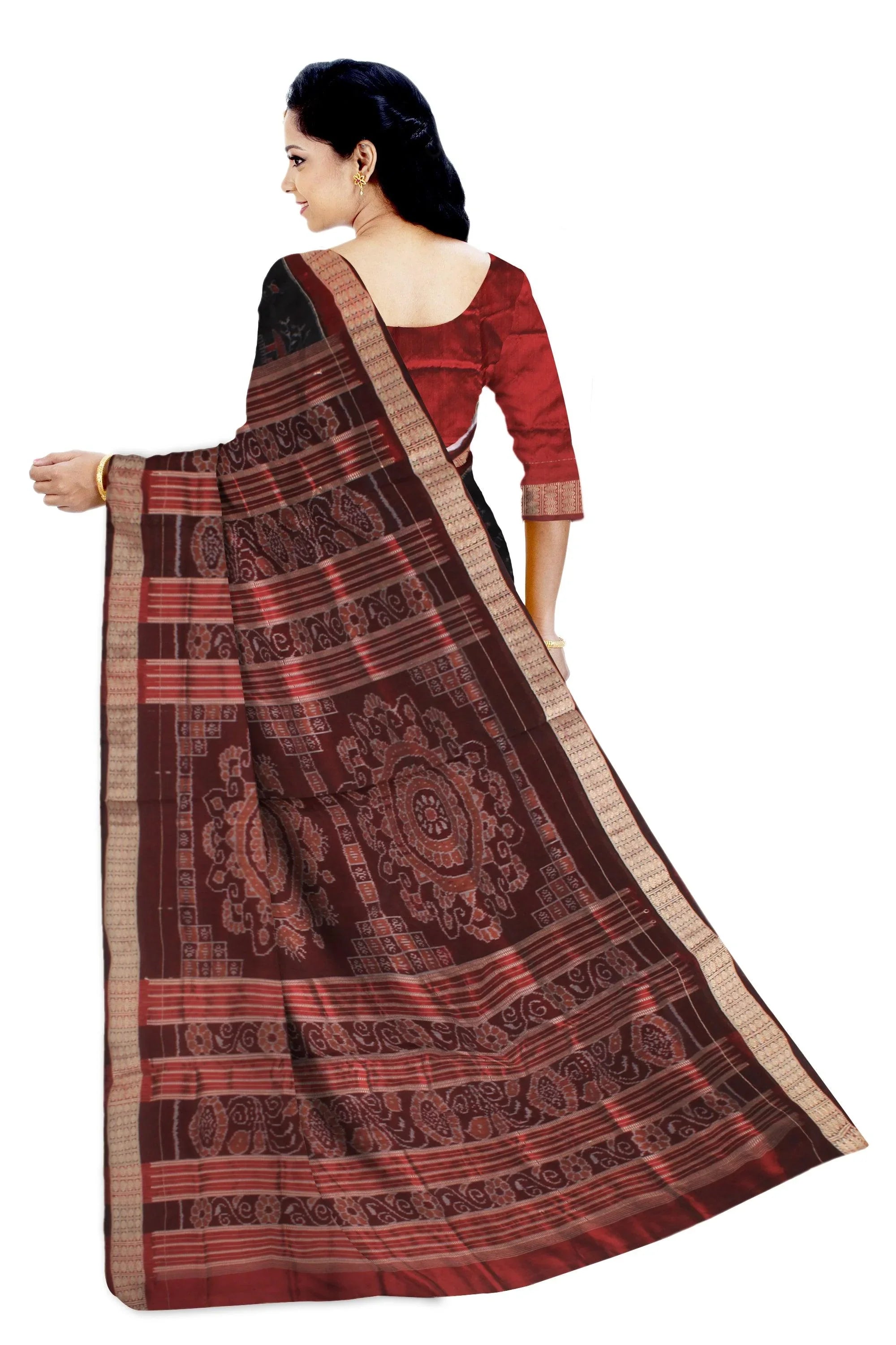 Traditional terracotta with small house pattern pure silk saree is maroon and black color base, with matching blouse piece. - Koshali Arts & Crafts Enterprise