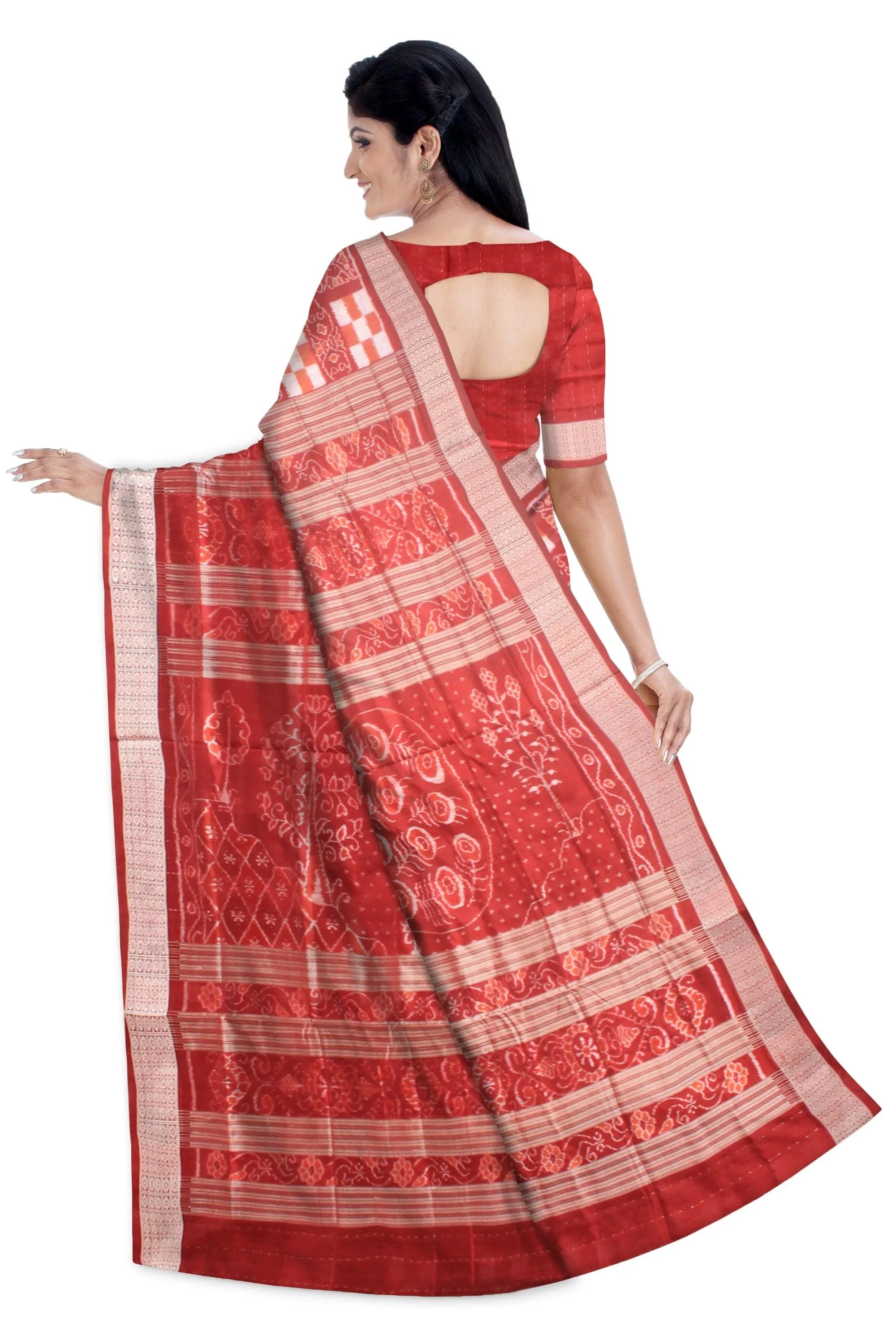 Traditional ikat pattern Sambalpuri Pata Saree in Maroon and White Color saree with blouse piece . - Koshali Arts & Crafts Enterprise