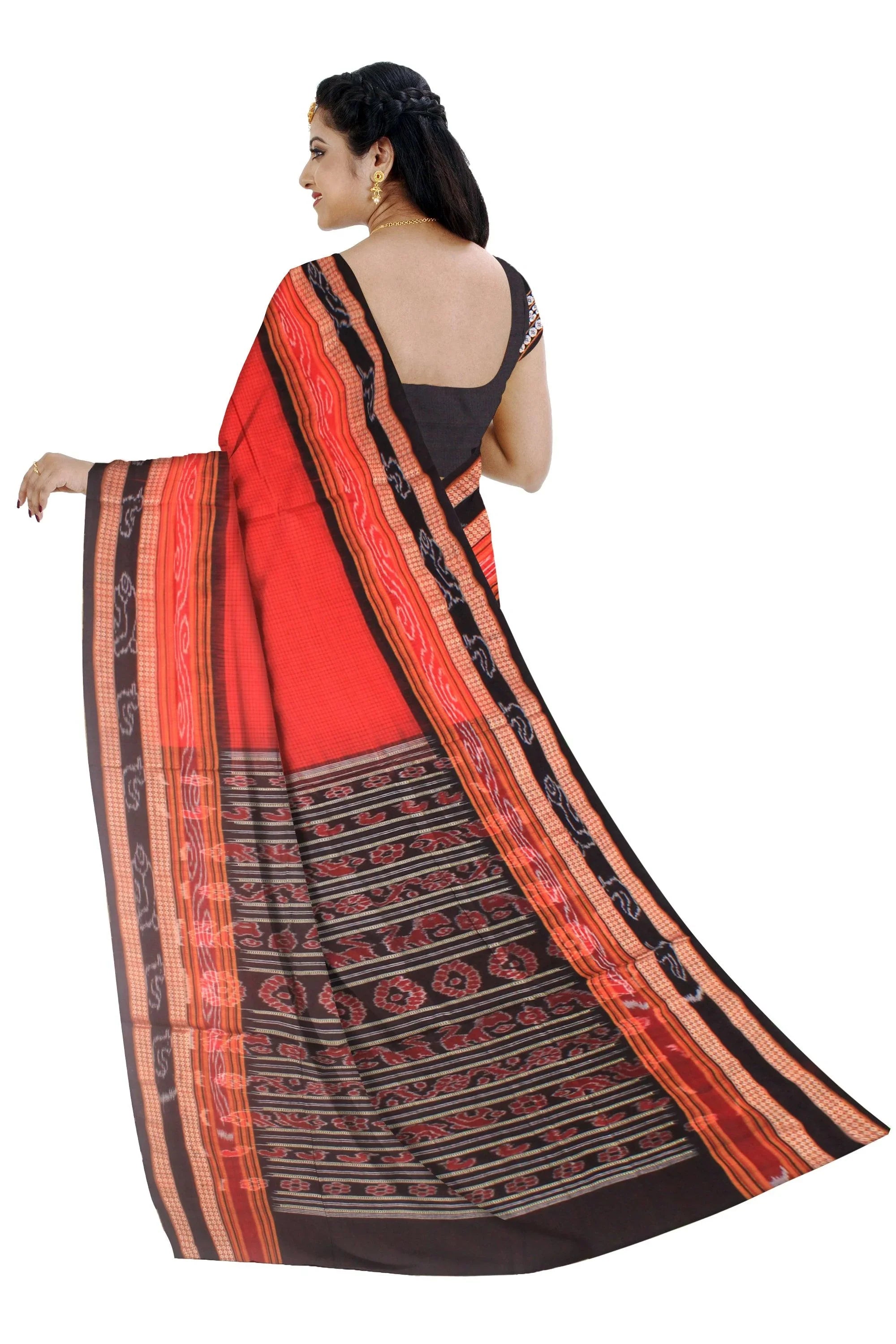 Red color checked Sachipur saree. - Koshali Arts & Crafts Enterprise