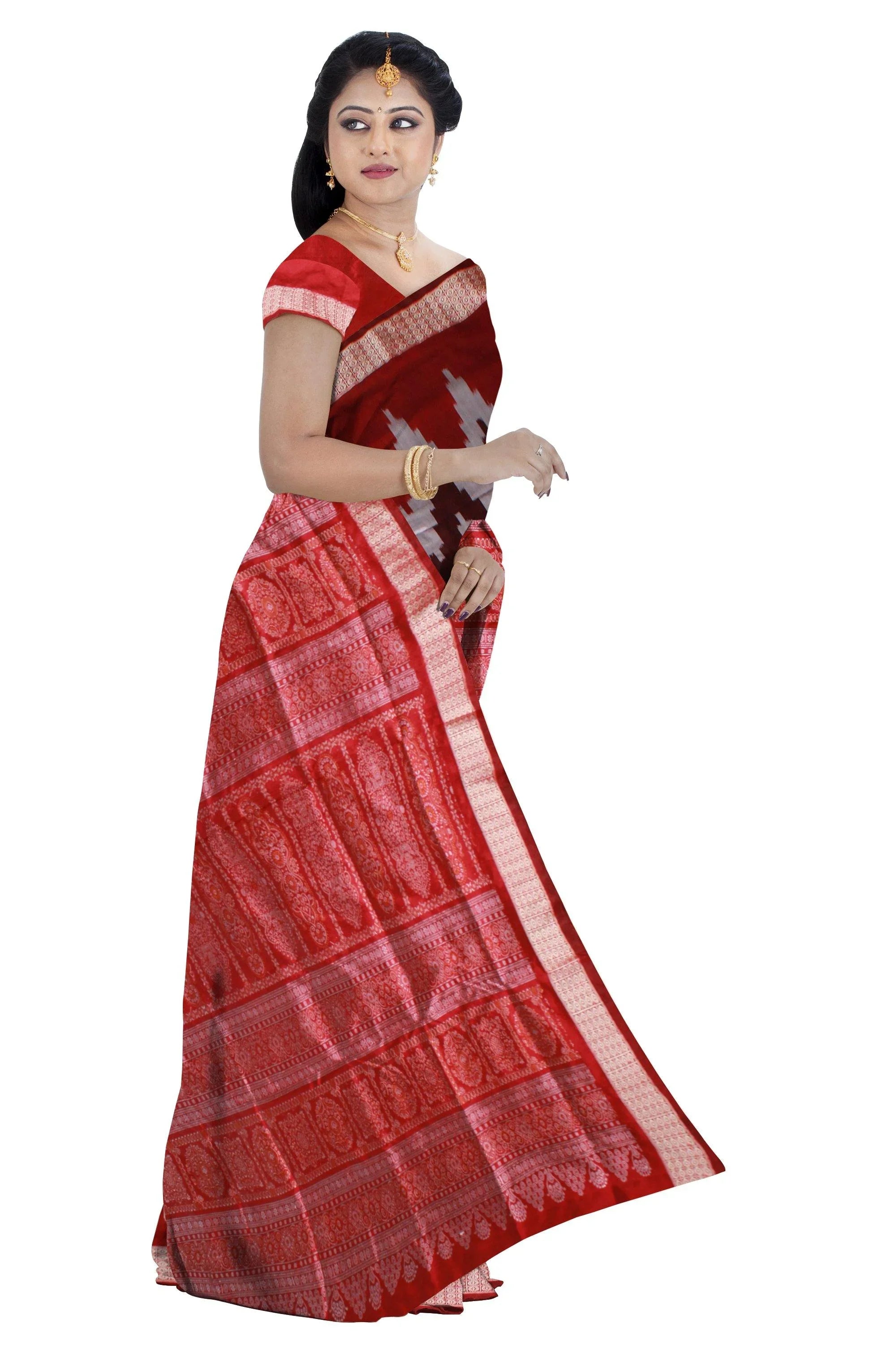 Zigzag design brown and red pata saree, with matching blouse piece. - Koshali Arts & Crafts Enterprise