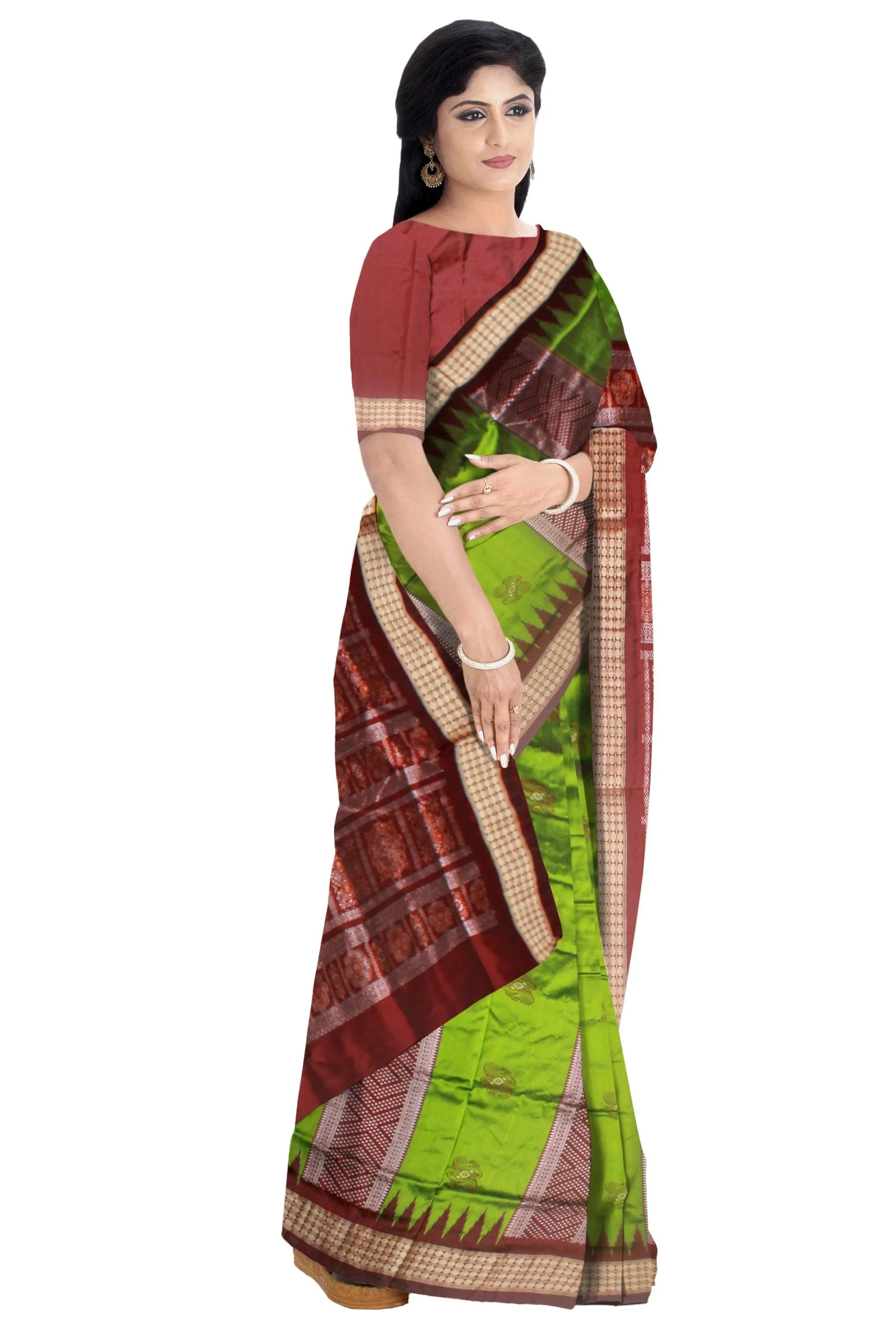Green and maroon color mix pata saree. - Koshali Arts & Crafts Enterprise