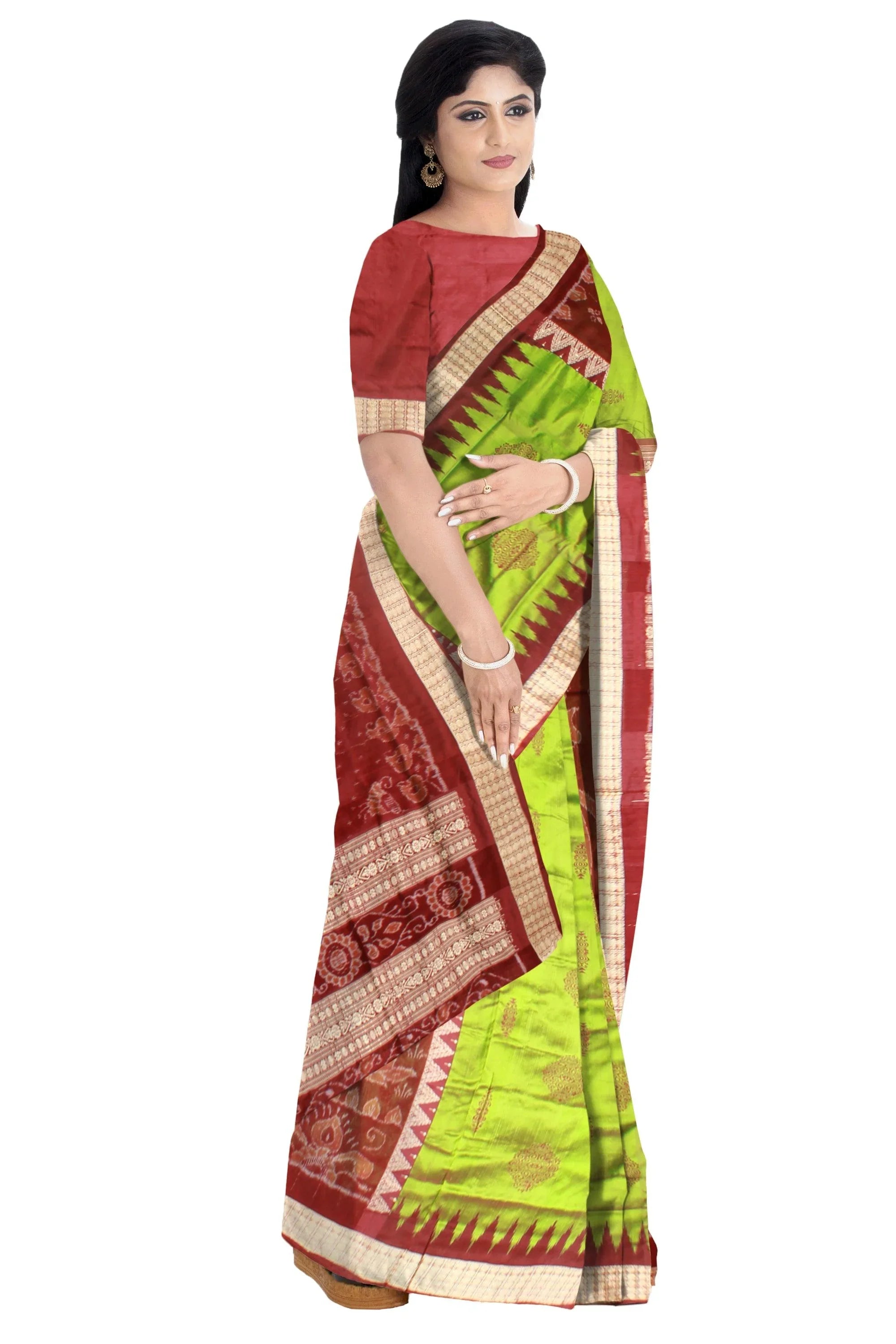 Sambalpuri Bomkei Pata Saree in Maroon and Green Color in botty design with maroon Border with blouse piece. - Koshali Arts & Crafts Enterprise