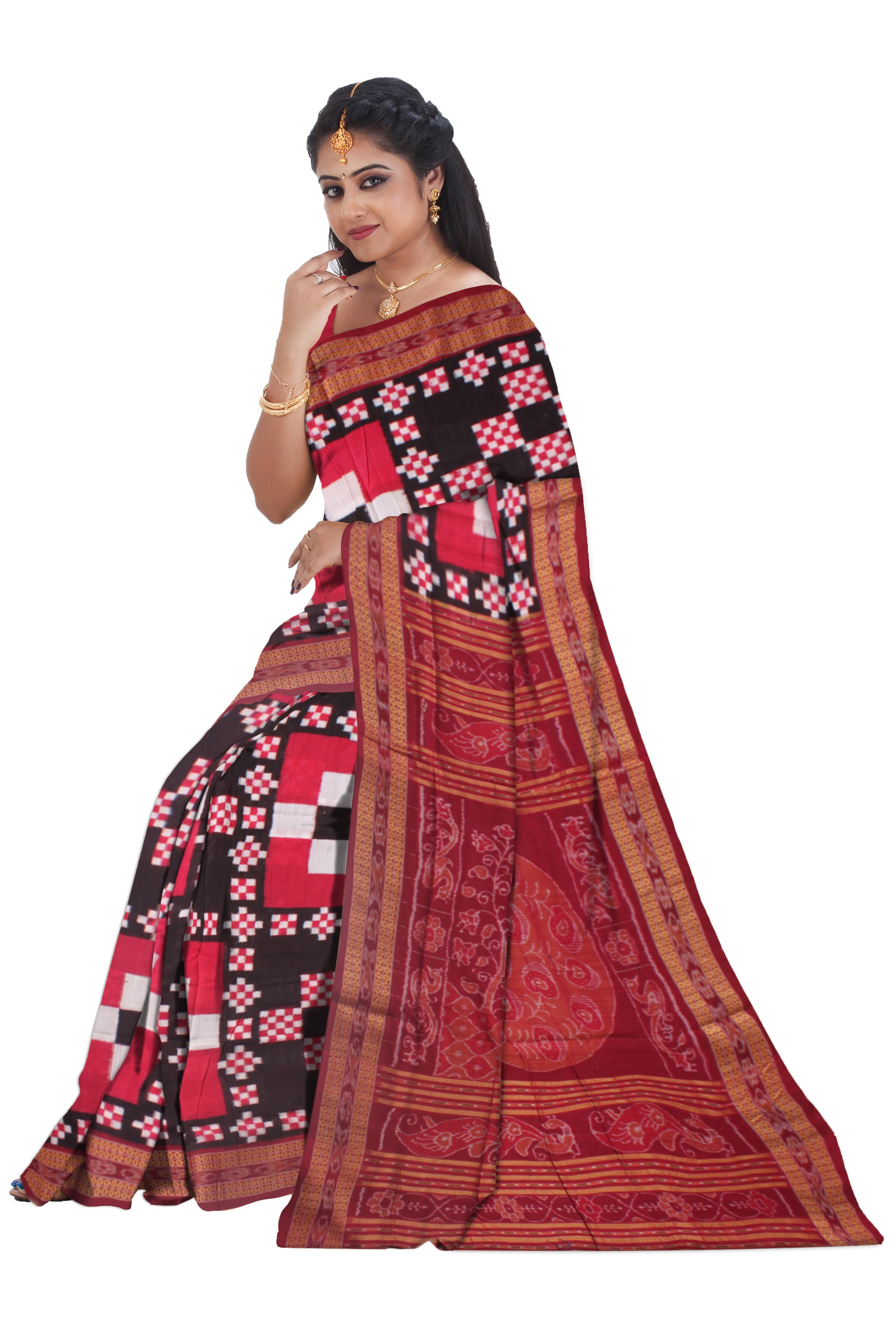 BIG PASAPALI PATTERN PURE COTTON SAREE IS RED AND BLACK COLOR, WITH BLOUSE PIECE. - Koshali Arts & Crafts Enterprise