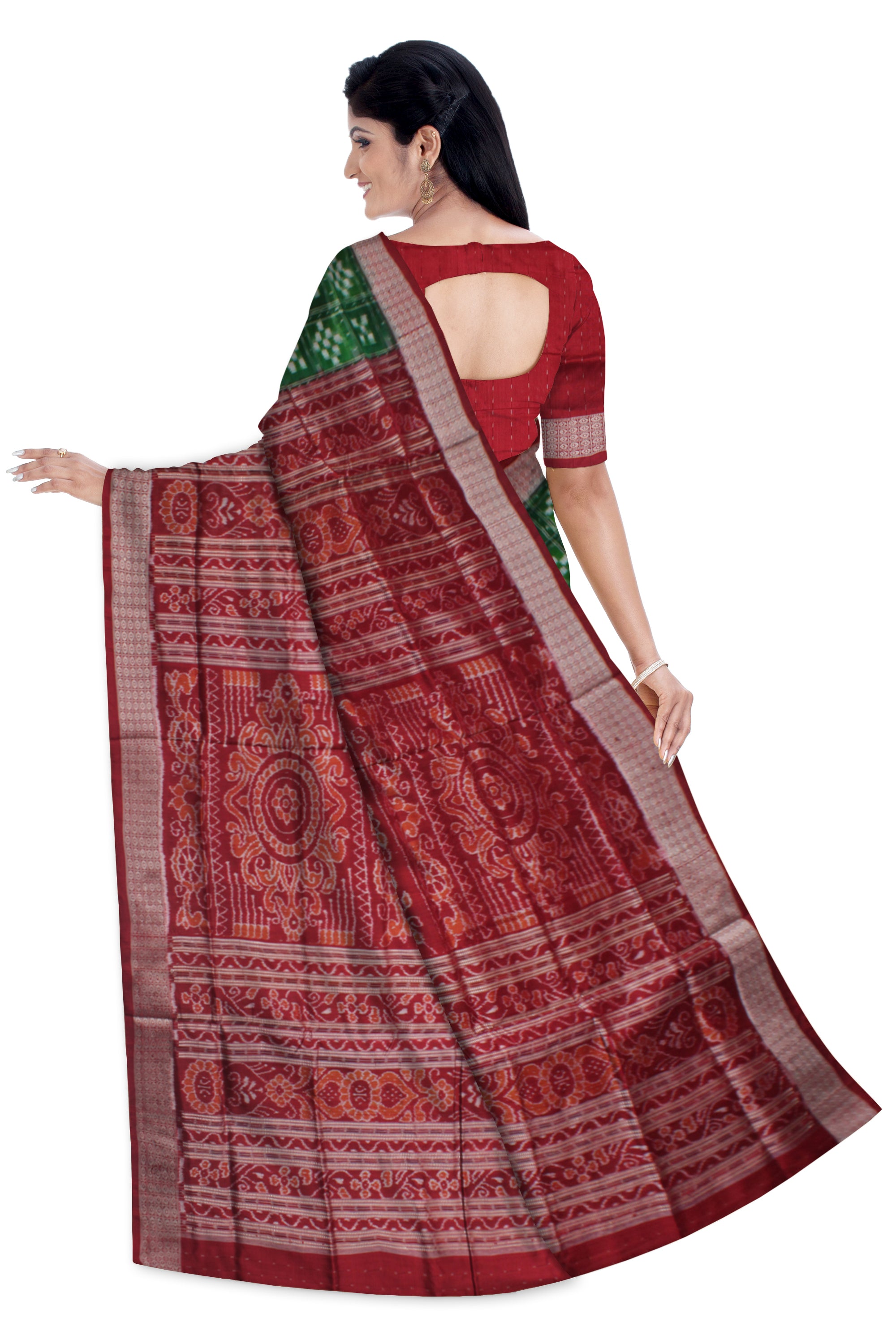 FULL BODY SMALL  PASAPALI PATTERN PURE SILK SAREE IS GREEN AND MAROON COLOR BASE,ATTACHED WITH MATCHING BLOUSE PIECE. - Koshali Arts & Crafts Enterprise