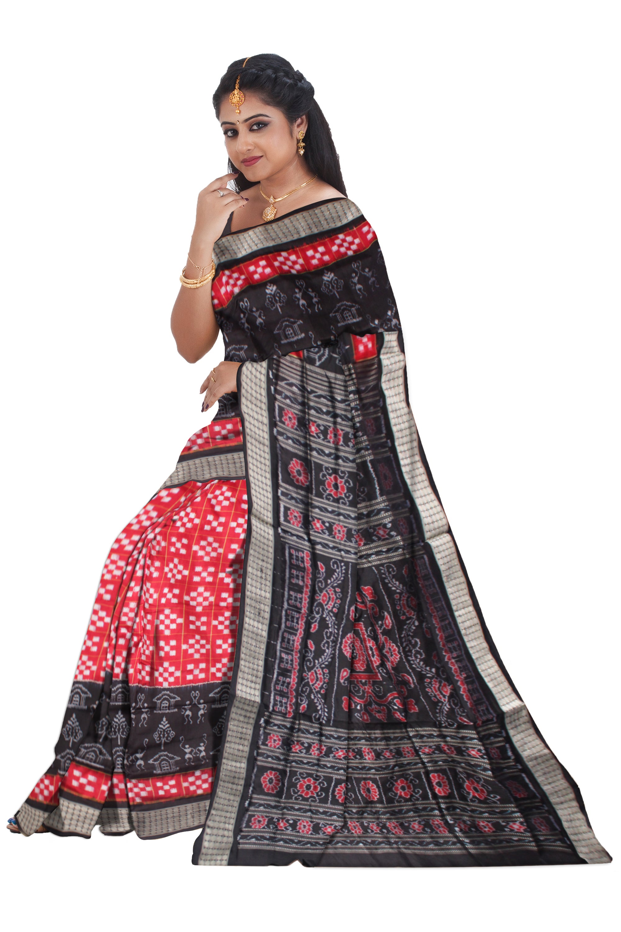 RED AND BLACK COMBINATION PURE SILK SAREE IS PASAPALI WITH TERRACOTTA PATTERN.WITH MATCHING BLOUSE PIECE. - Koshali Arts & Crafts Enterprise
