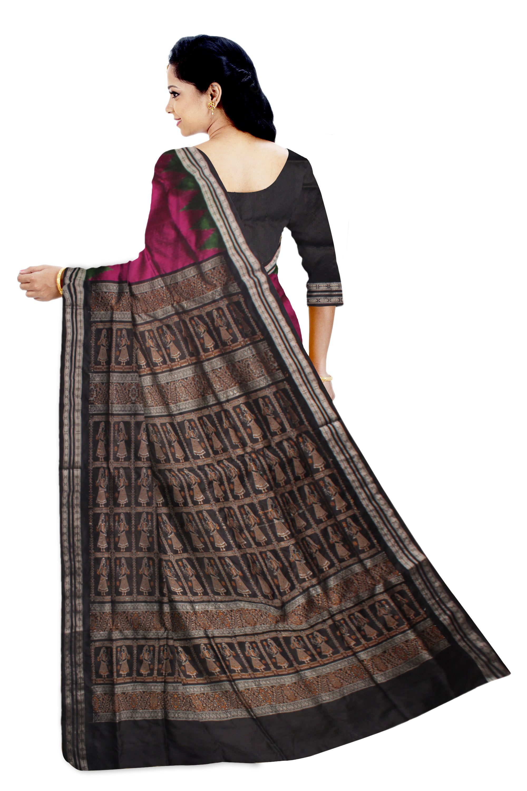 PALLU WITH WHOLE BODY DOLL PRINT PATTERN PATA SAREE IS PINK ,GREEN AND BLACK COLOR BASE,WITH MATCHING BLOUSE PIECE. - Koshali Arts & Crafts Enterprise