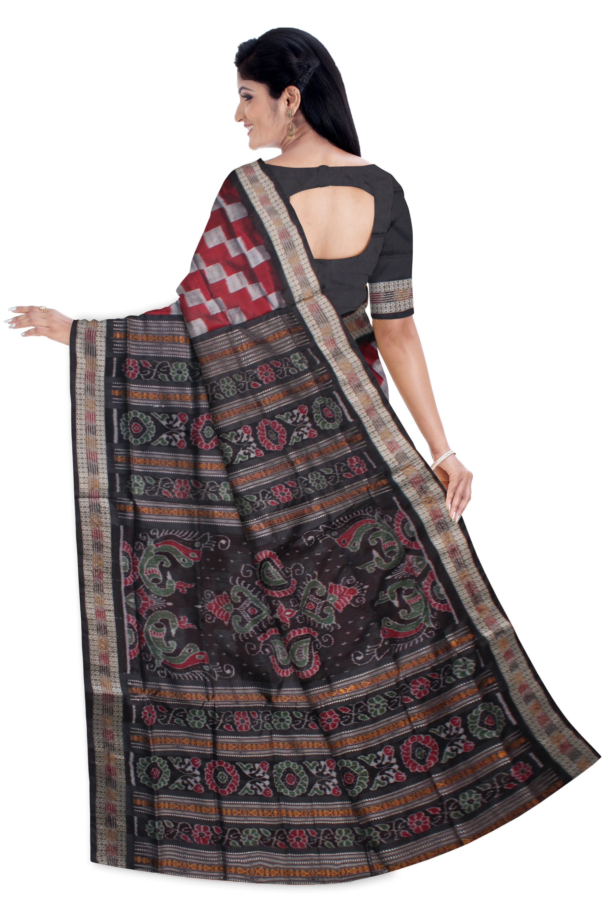 NEW TRADITIONAL LOOK PERE PERE BANDHA WITH BOMKEI PATTERN SAREE WITH BLACK COLOR BLOUSE. - Koshali Arts & Crafts Enterprise