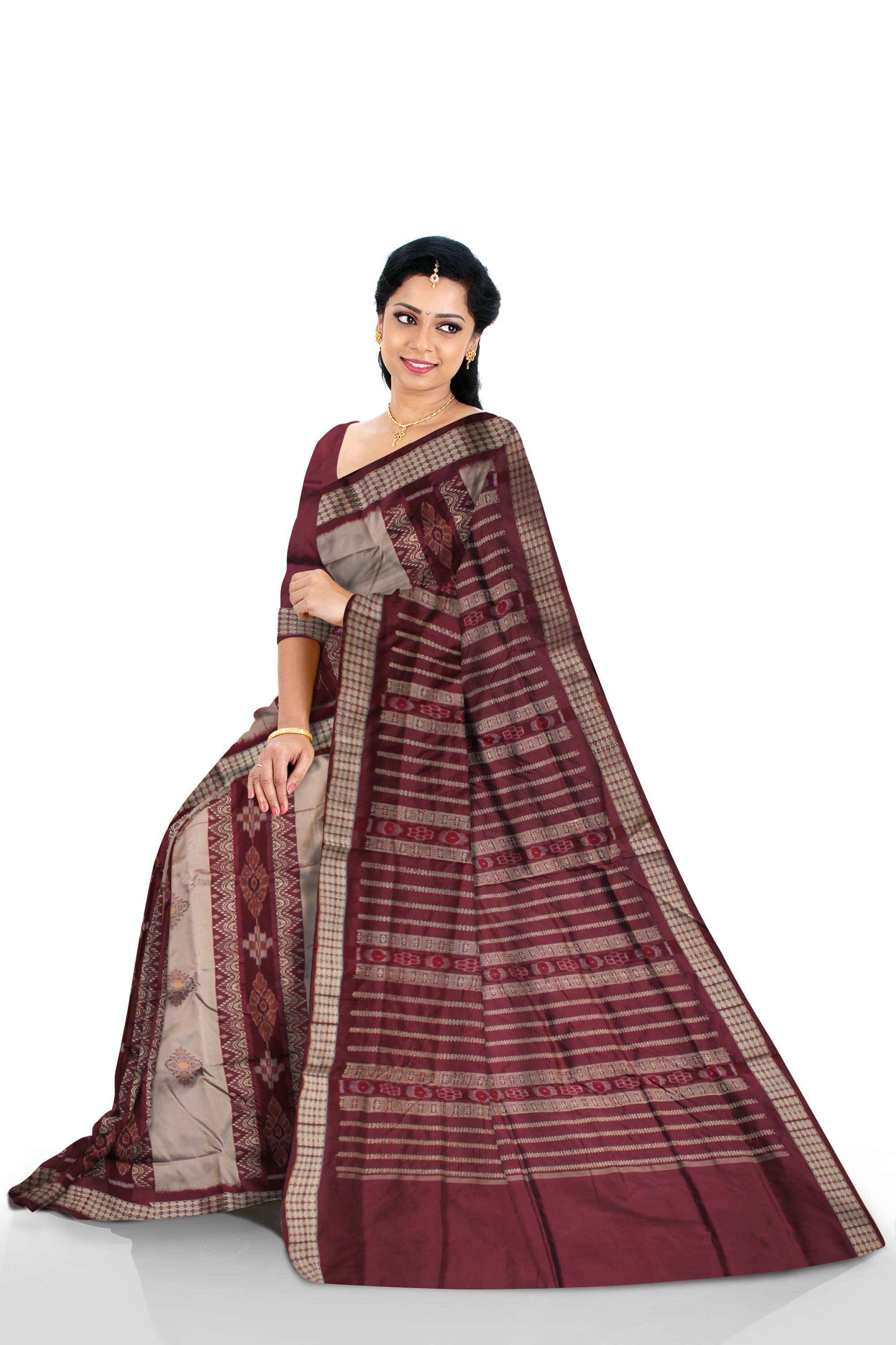 TRADITIONAL PASAPALI WITH BOMKEI PATTERN PATLI PATA SAREE IS SILVER AND COFFEE COLOR BASE,AVAILABLE WITH MATCHING BLOUSE PIECE. - Koshali Arts & Crafts Enterprise