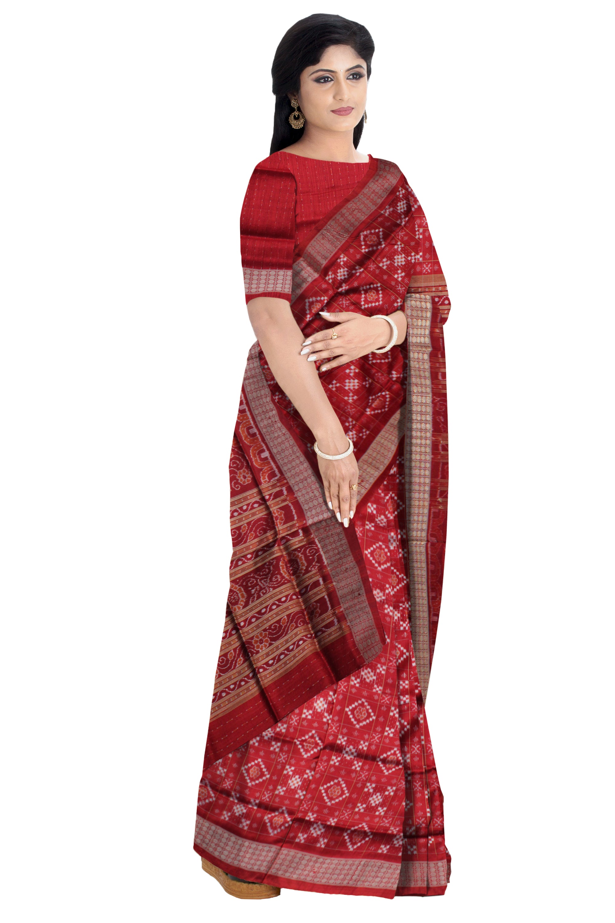 FULL BODY SMALL PASAPALI PATTERN PURE SILK SAREE IS MAROON COLOR,WITH BLOUSE PIECE. - Koshali Arts & Crafts Enterprise