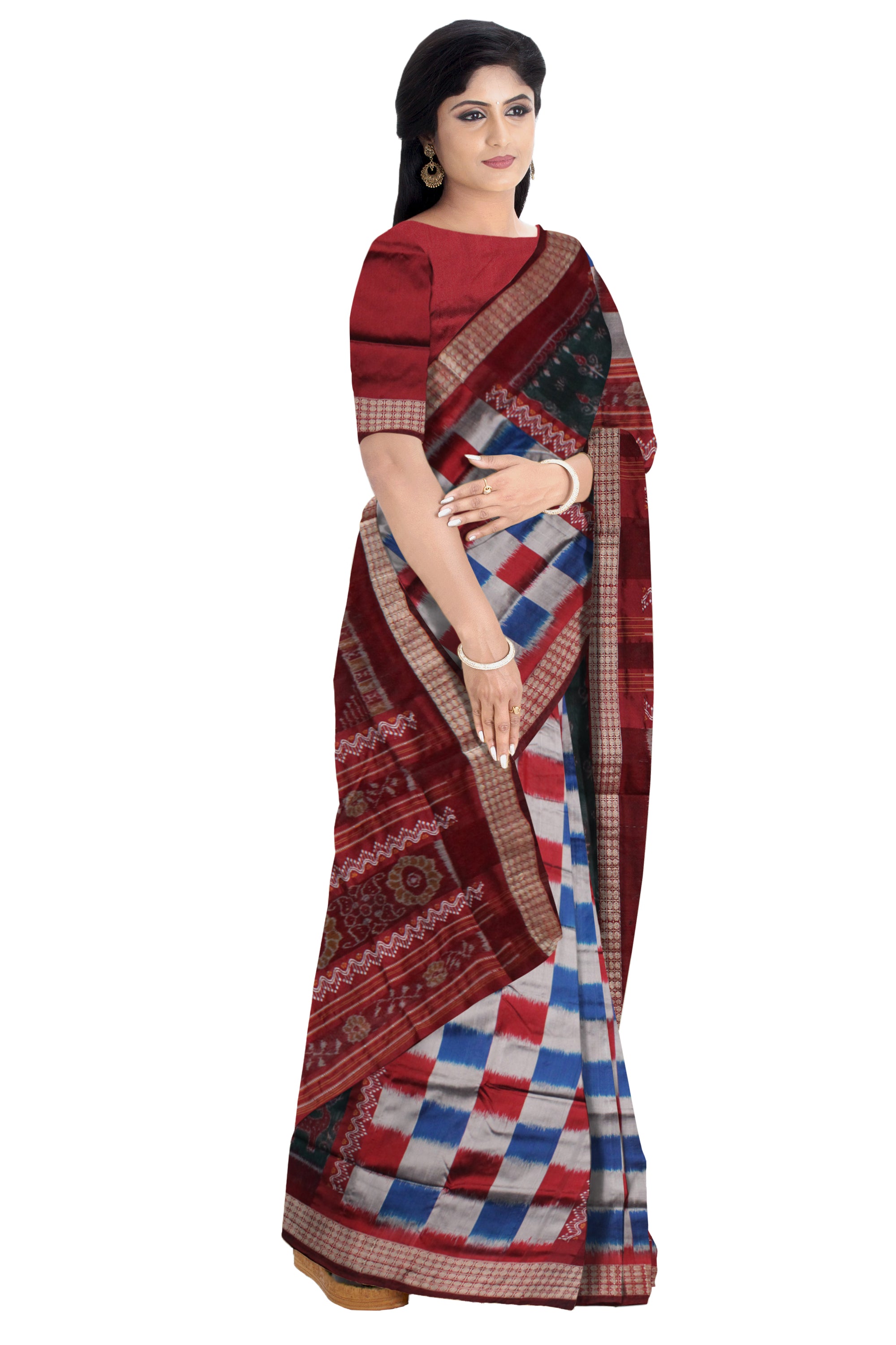 PASAPALI WITH BANDHA PATTERN BOMKEI PATA SAREE IS SKY BLUE AND MAROON COLOR BASE,WITH BLOUSE PIECE. - Koshali Arts & Crafts Enterprise