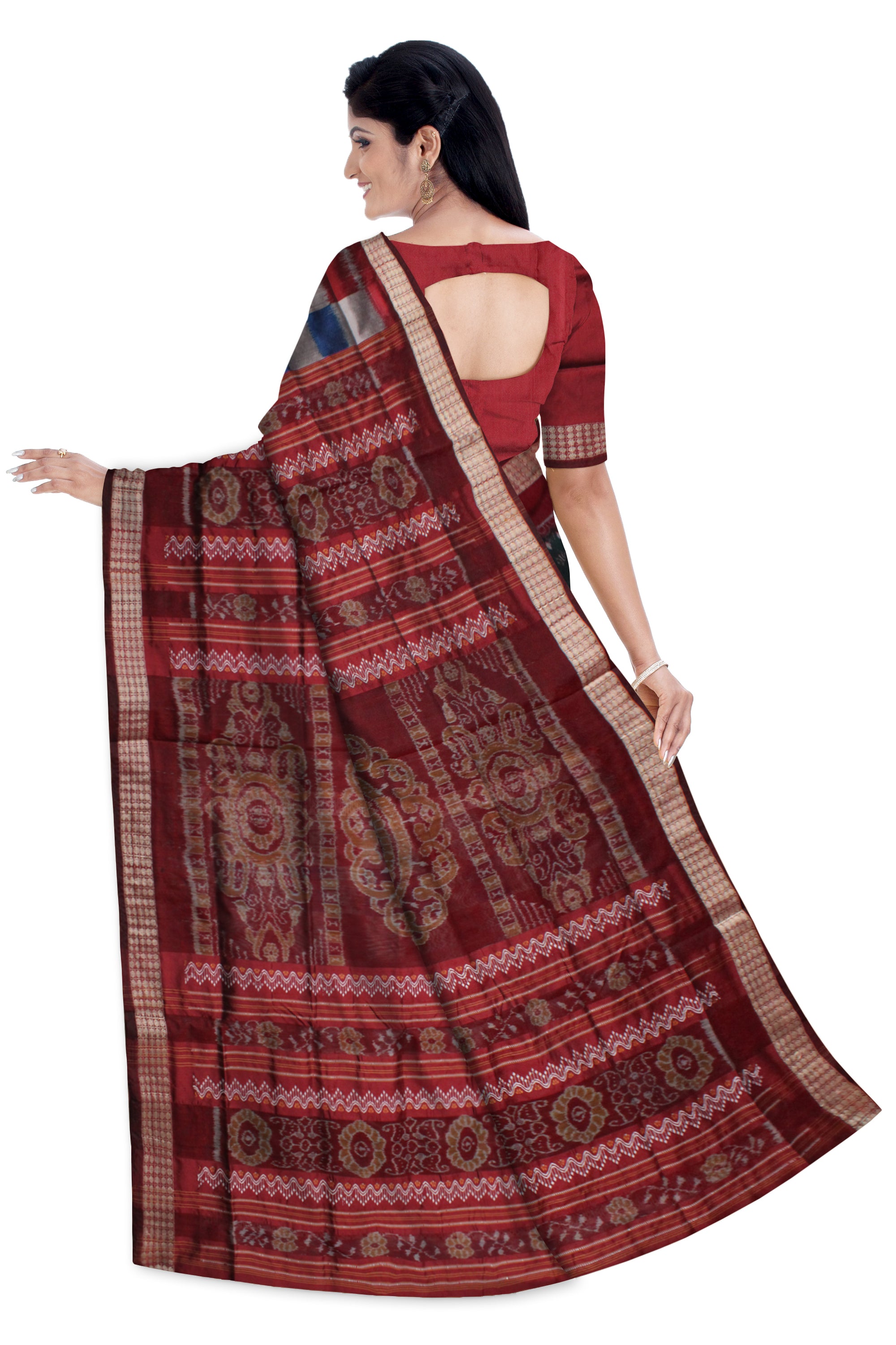 PASAPALI WITH BANDHA PATTERN BOMKEI PATA SAREE IS SKY BLUE AND MAROON COLOR BASE,WITH BLOUSE PIECE. - Koshali Arts & Crafts Enterprise