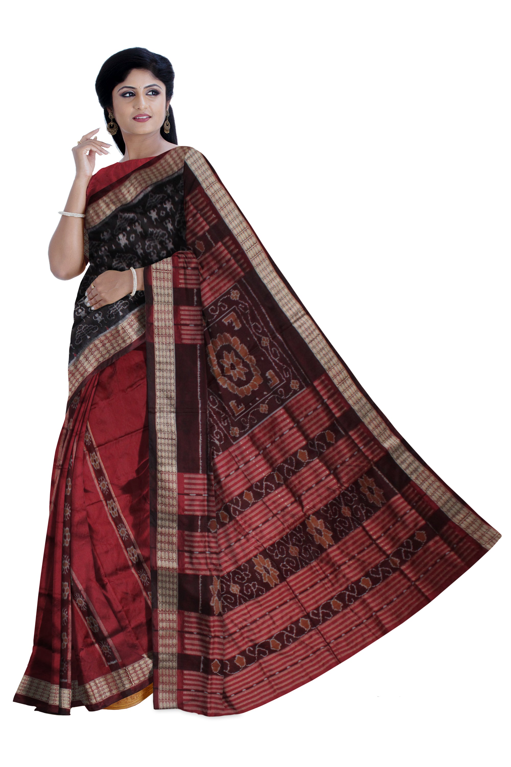 TERRACOTTA PATTERN PATLI PATA SAREE IS BLACK AND MAROON COLOR BASE,COMES WITH MATCHING BLOUSE PIECE. - Koshali Arts & Crafts Enterprise