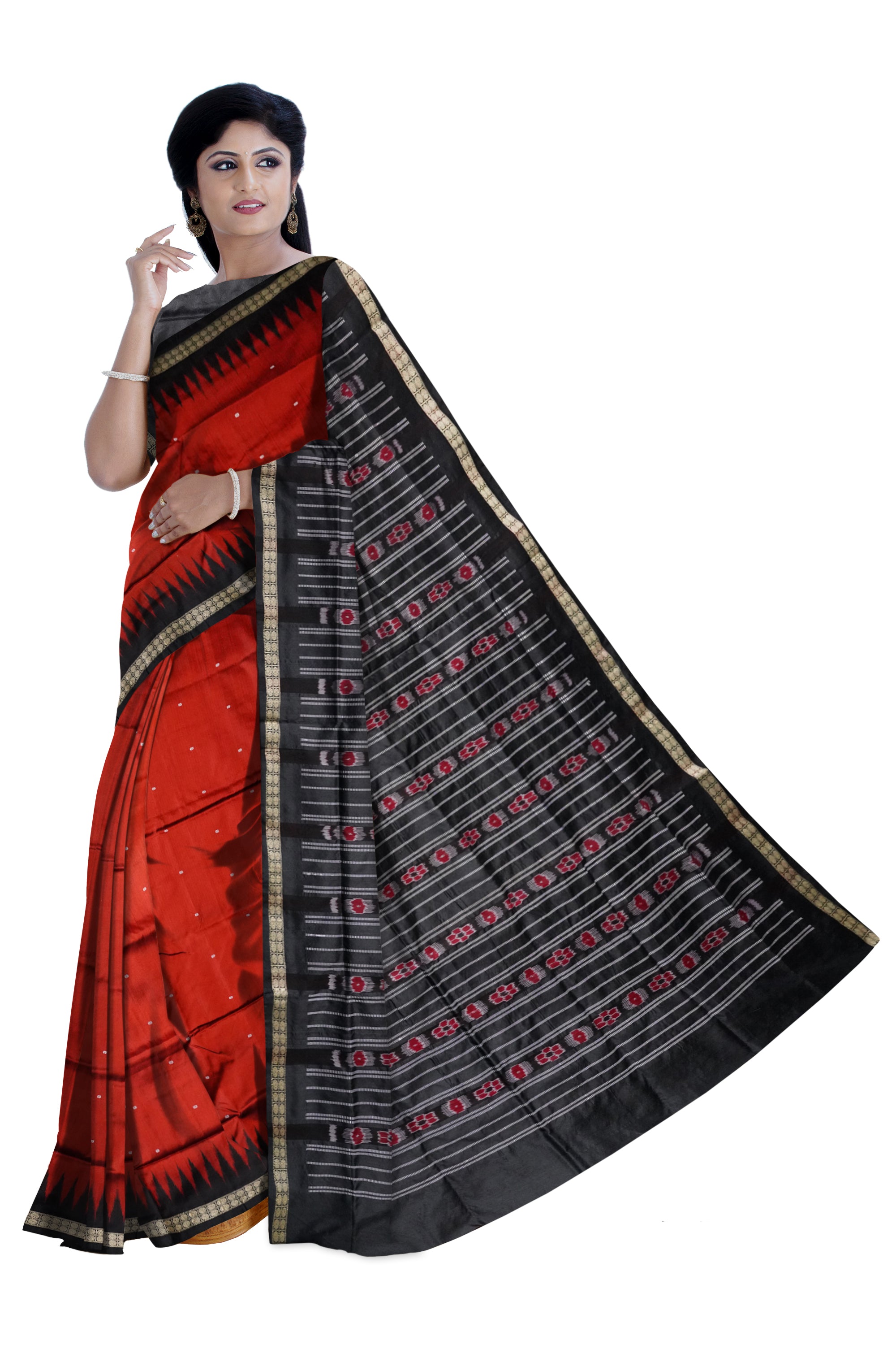 Small booty pattern plain pata saree is light maroon and black color . - Koshali Arts & Crafts Enterprise