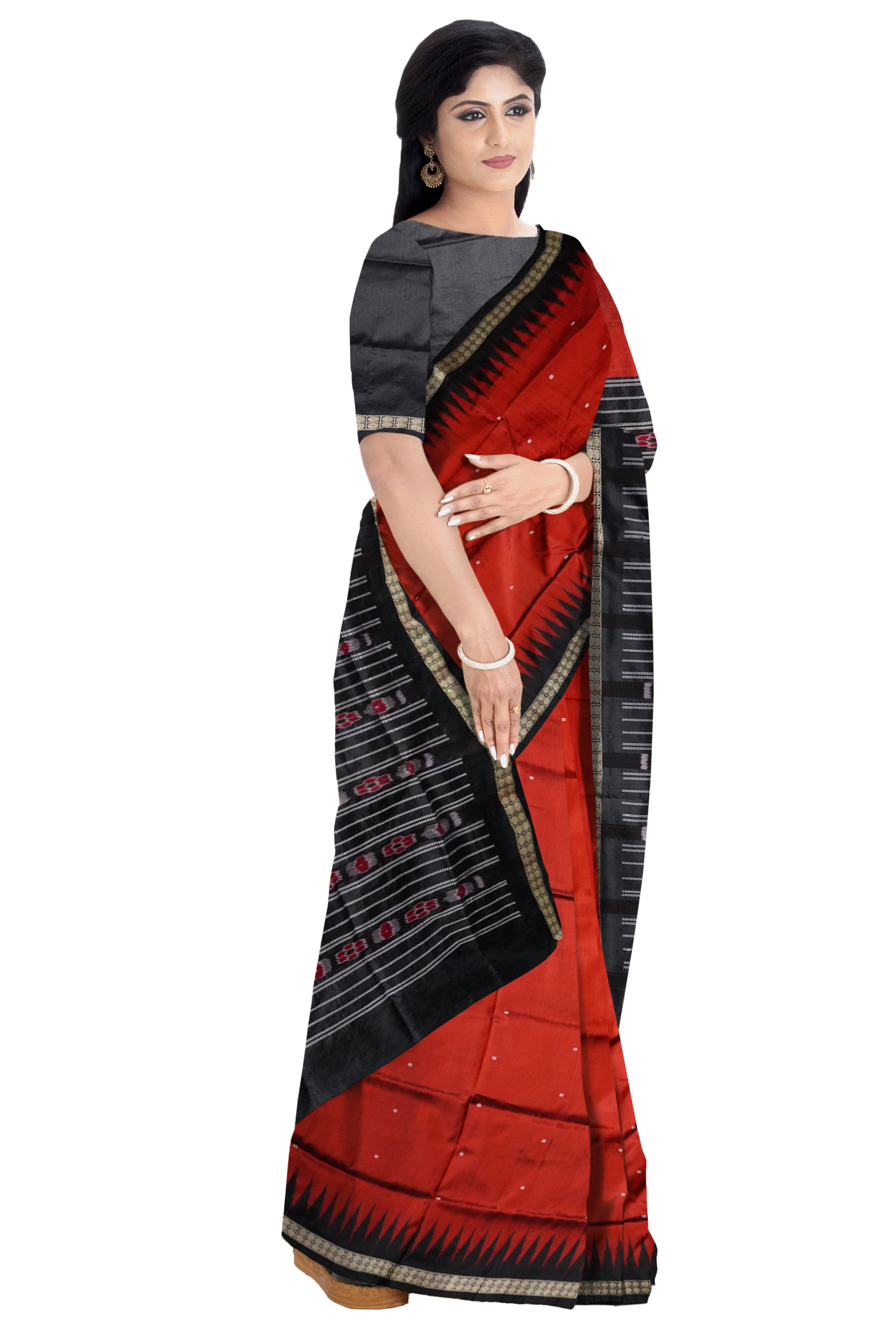Small booty pattern plain pata saree is light maroon and black color . - Koshali Arts & Crafts Enterprise