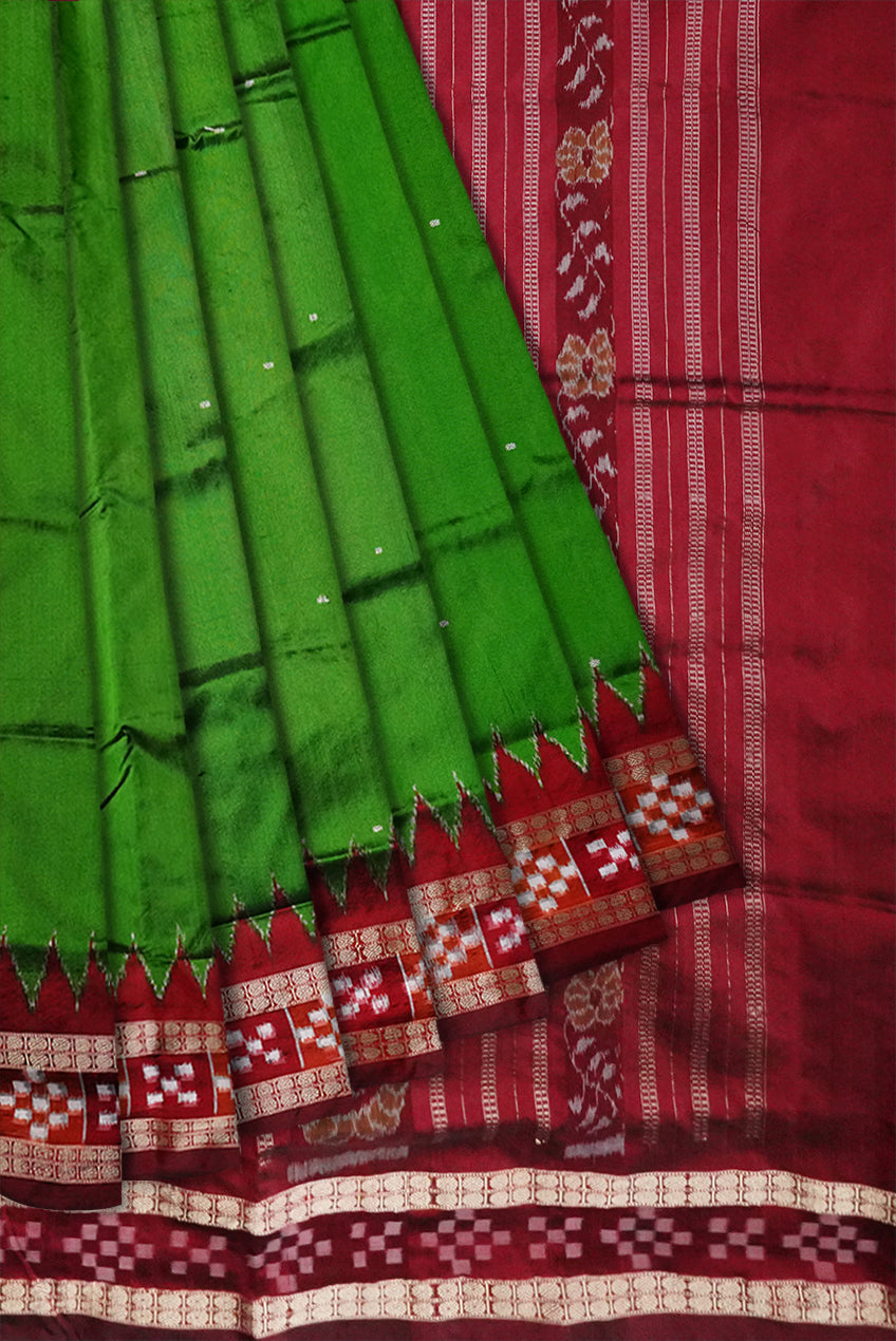 Pasapali border plain pata saree is green and maroon color. - Koshali Arts & Crafts Enterprise