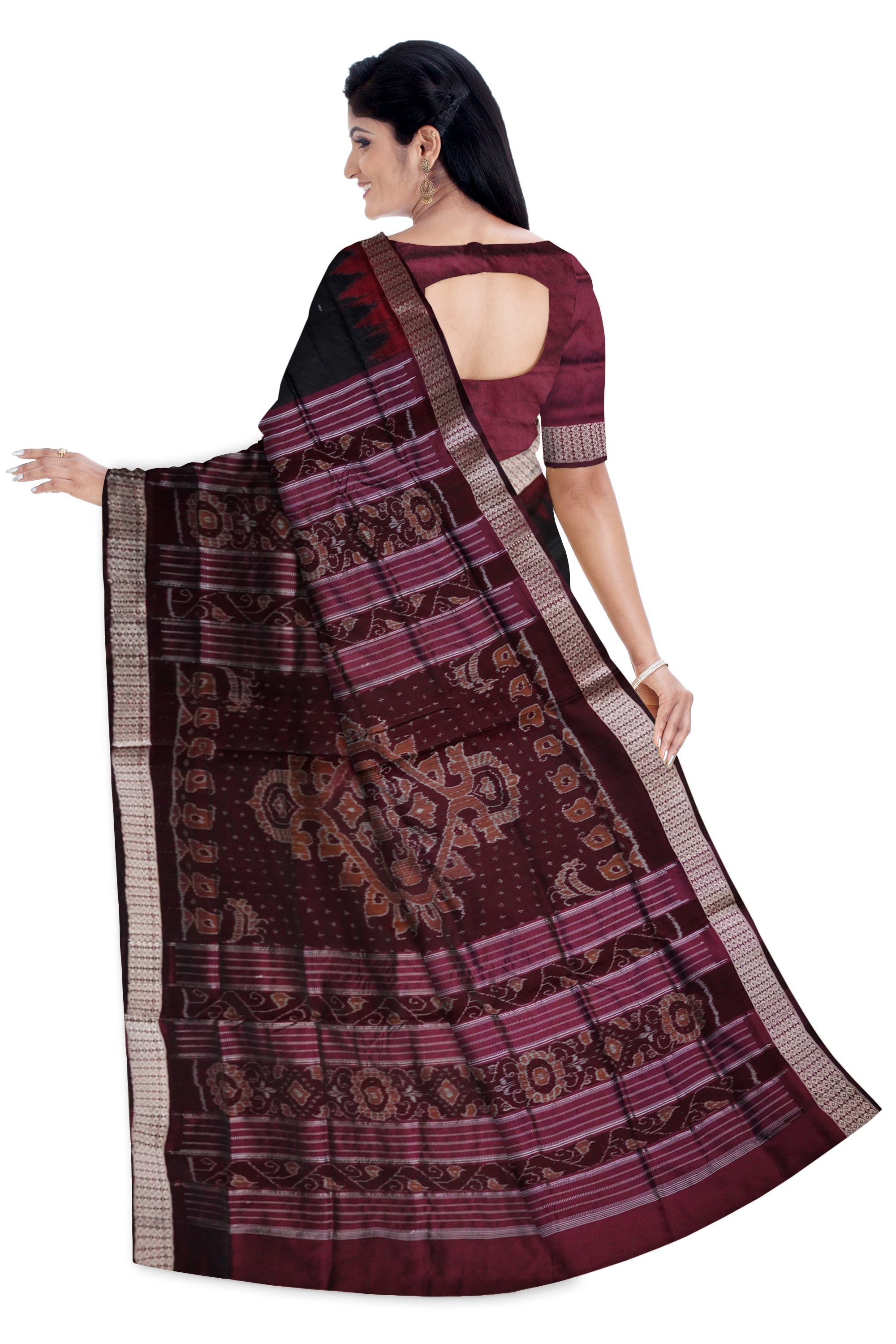 Black and maroon color plain sambalpuri pata saree. - Koshali Arts & Crafts Enterprise