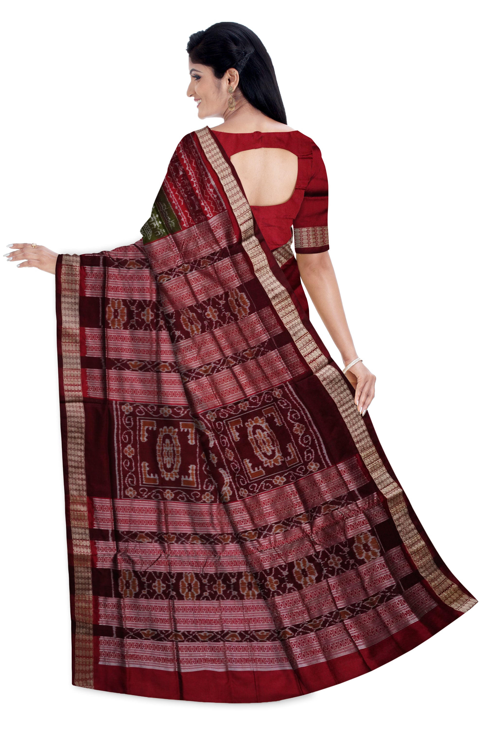 Latest terracotta pattern patli design pata saree is Mehendi & Maroon color. - Koshali Arts & Crafts Enterprise