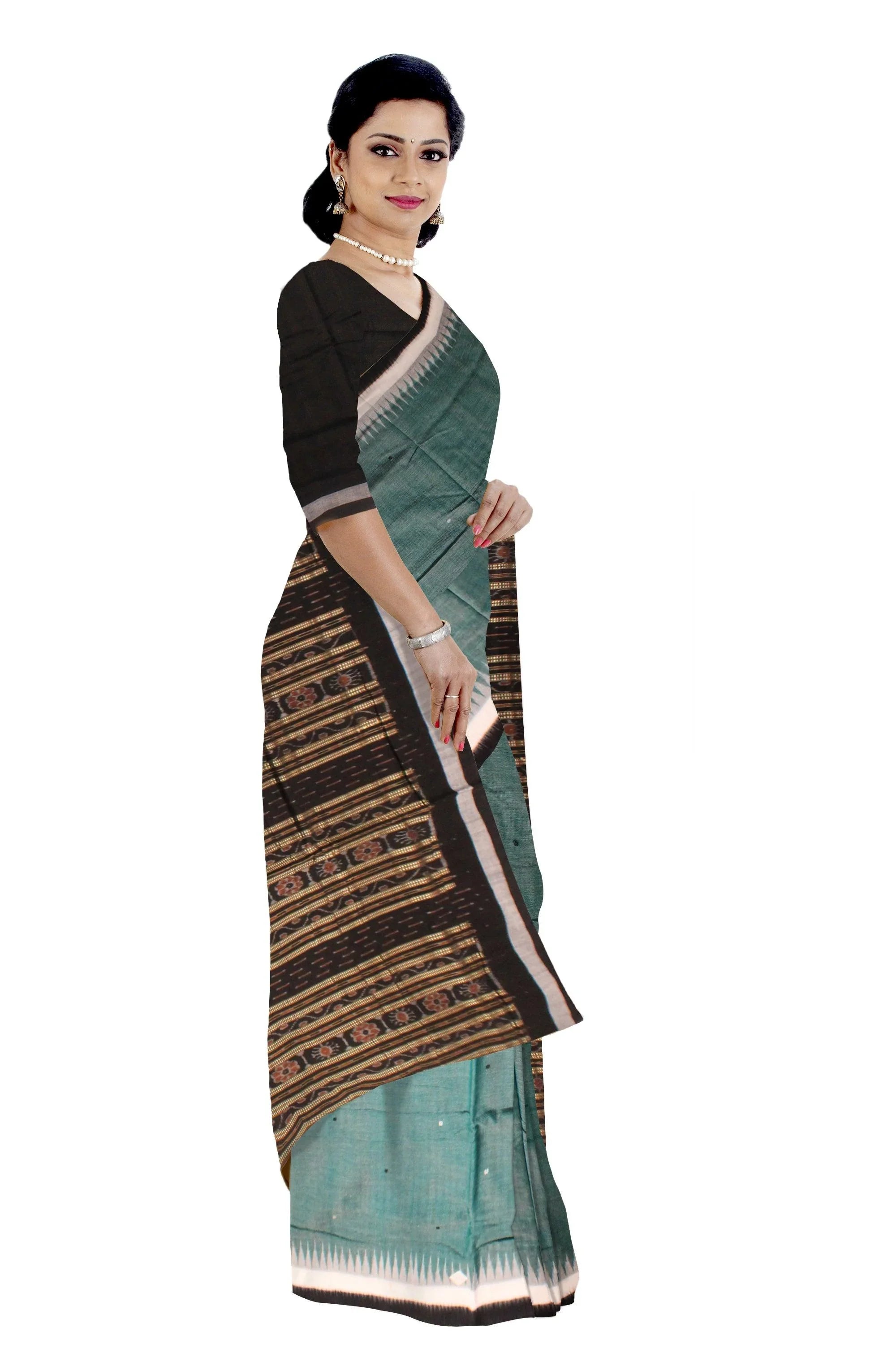 Sambalpuri cotton saree plain design in grey and black colour. - Koshali Arts & Crafts Enterprise