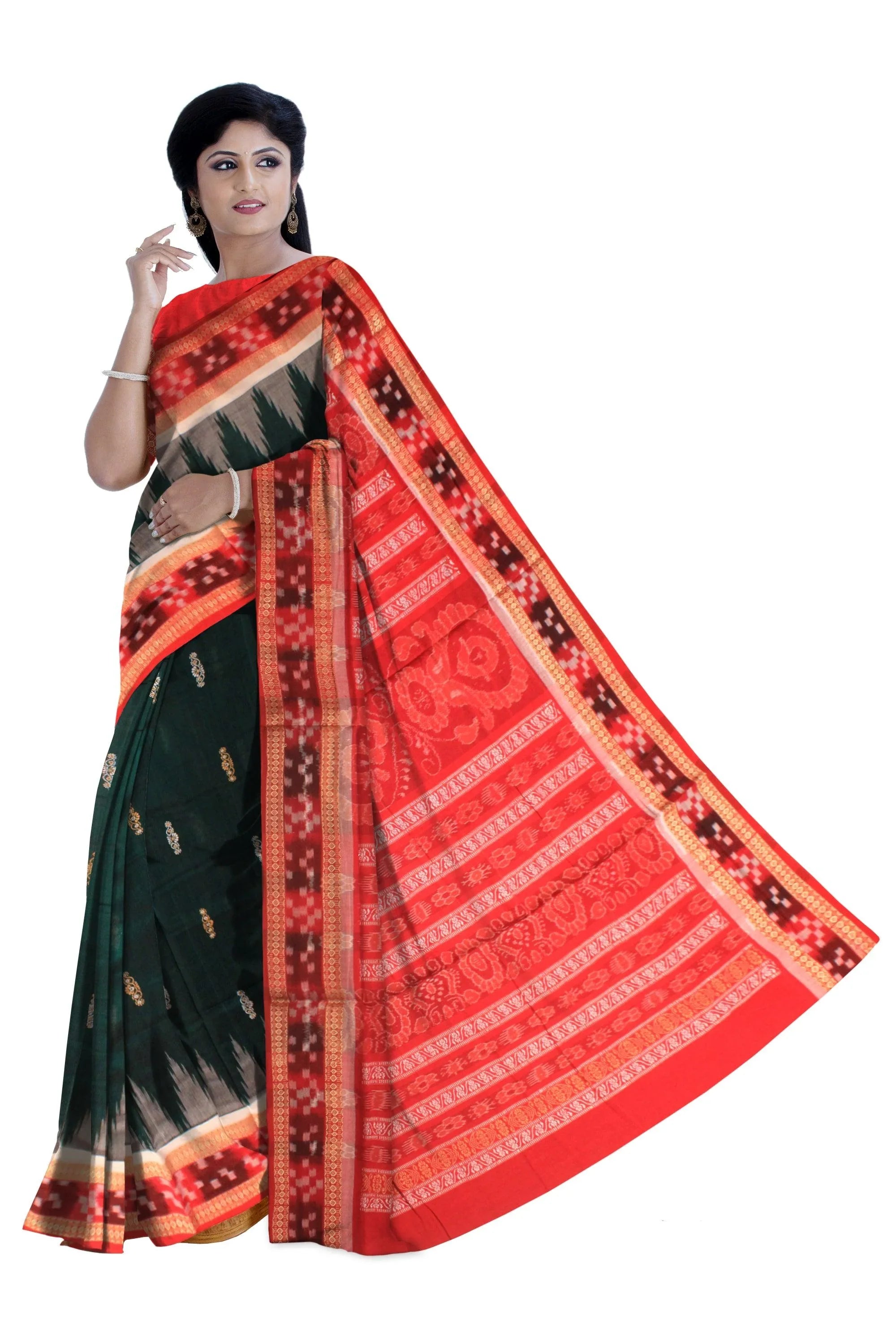 A sambalpuri cotton saree in dark green and red color dhadisapta design. - Koshali Arts & Crafts Enterprise