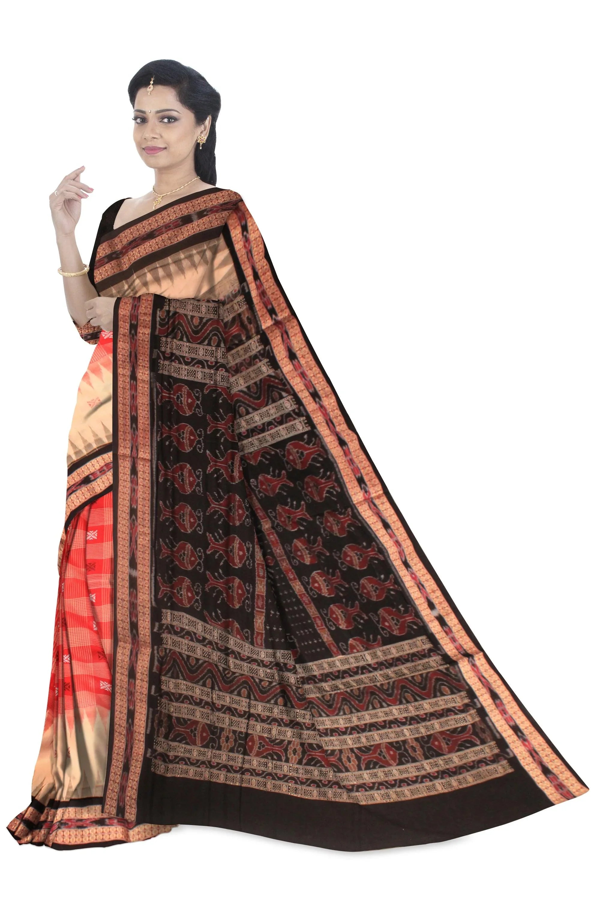 Cotton saree with fishes print in black and red with mattha color. - Koshali Arts & Crafts Enterprise
