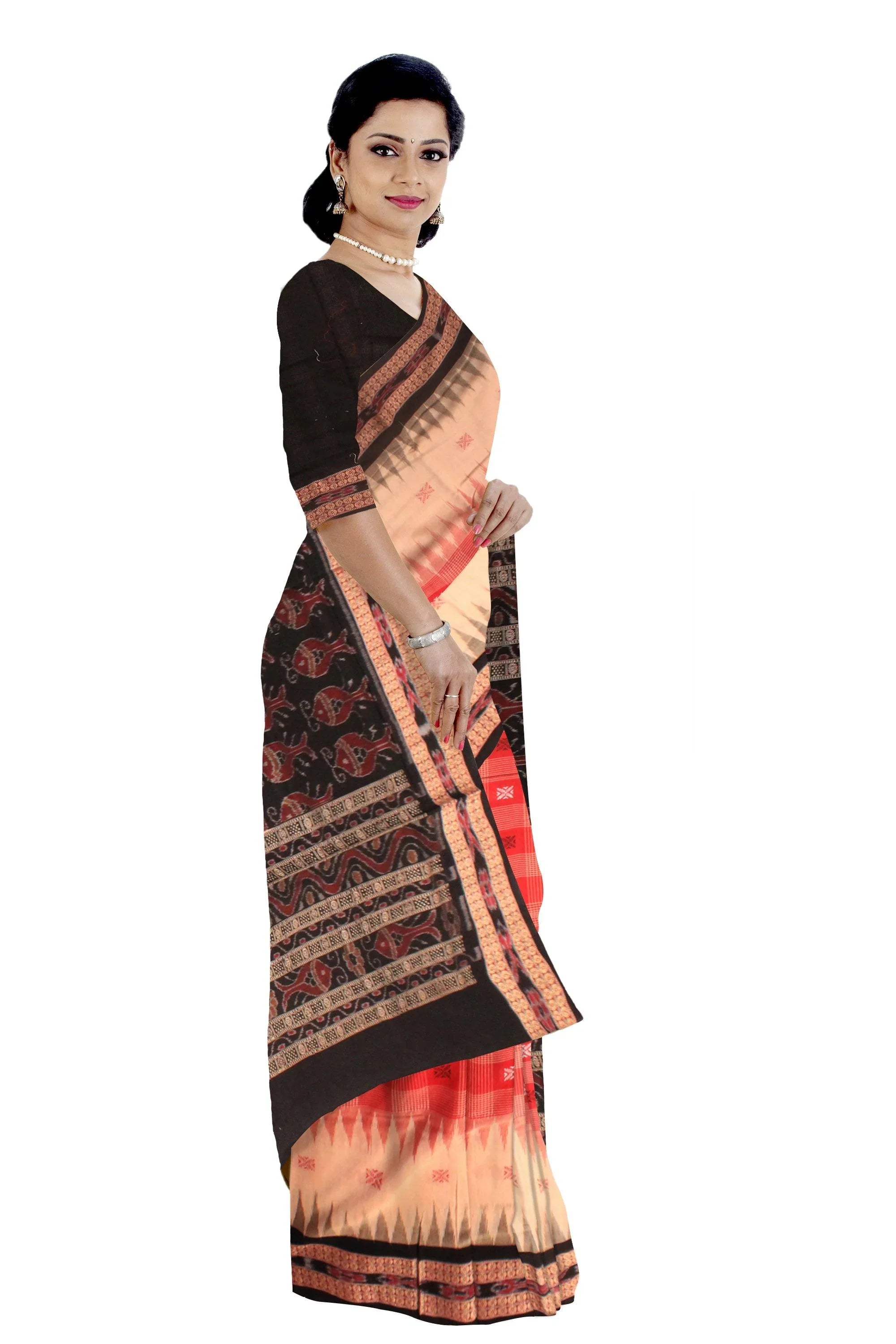 Cotton saree with fishes print in black and red with mattha color. - Koshali Arts & Crafts Enterprise