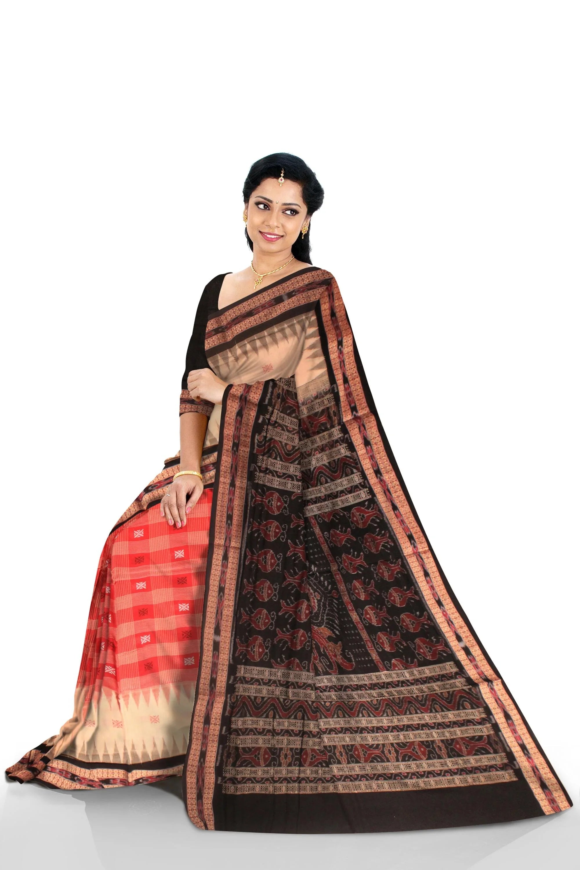 Cotton saree with fishes print in black and red with mattha color. - Koshali Arts & Crafts Enterprise