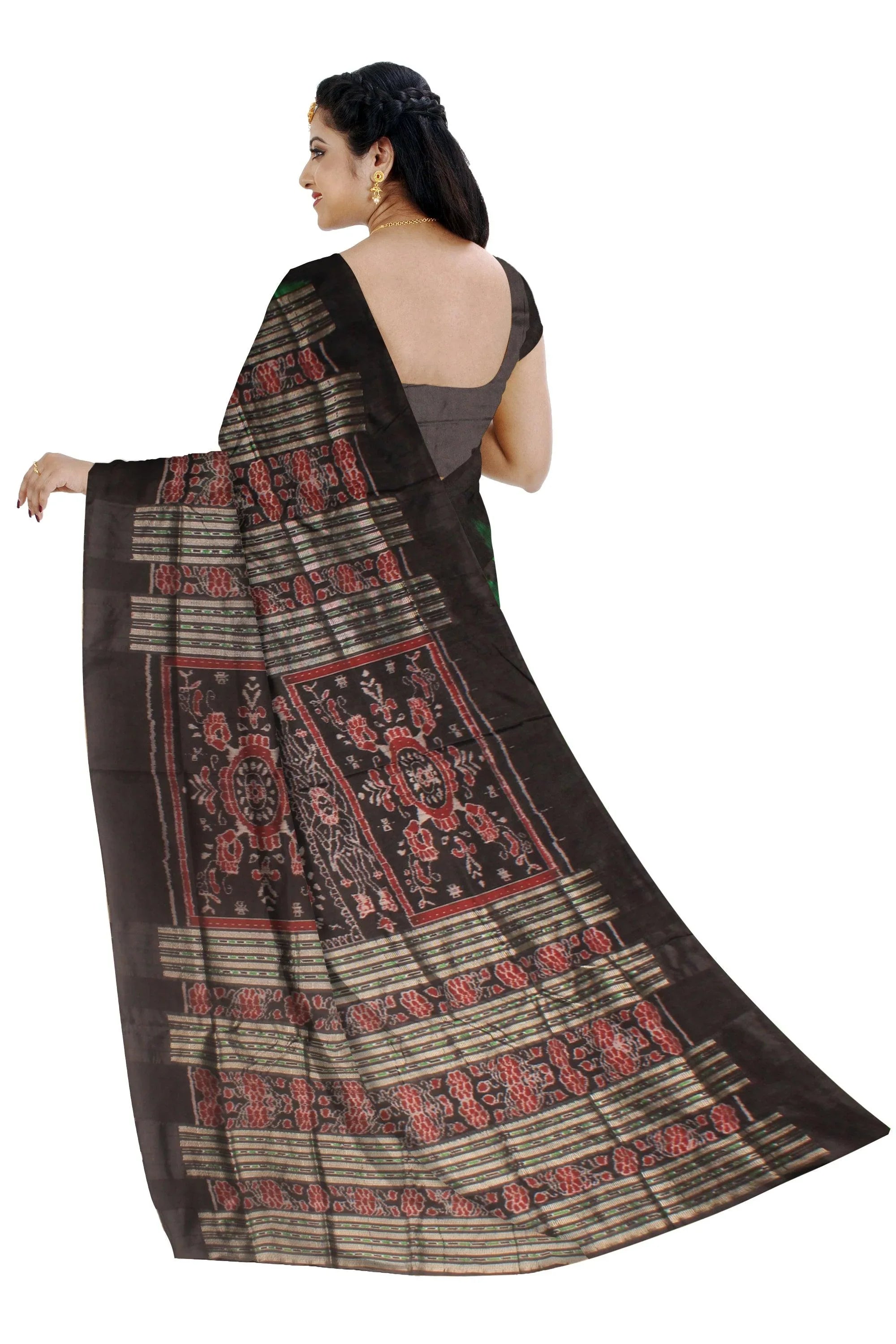 A plain design pata saree in Green colour with blouse piece. - Koshali Arts & Crafts Enterprise