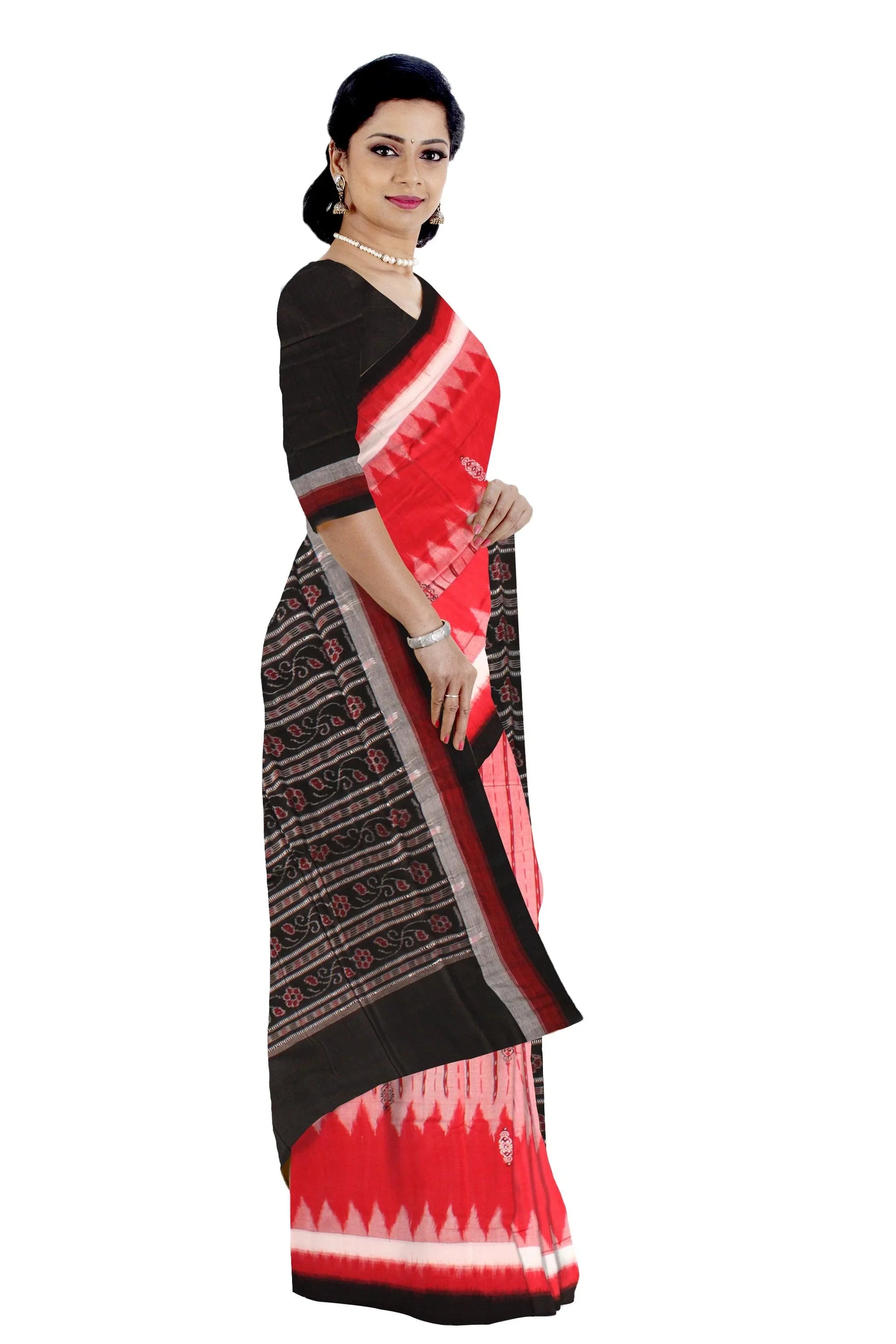 Handwoven Sambalpuri Saree in Red and black colour Small Booty in Body with blouse piece. - Koshali Arts & Crafts Enterprise