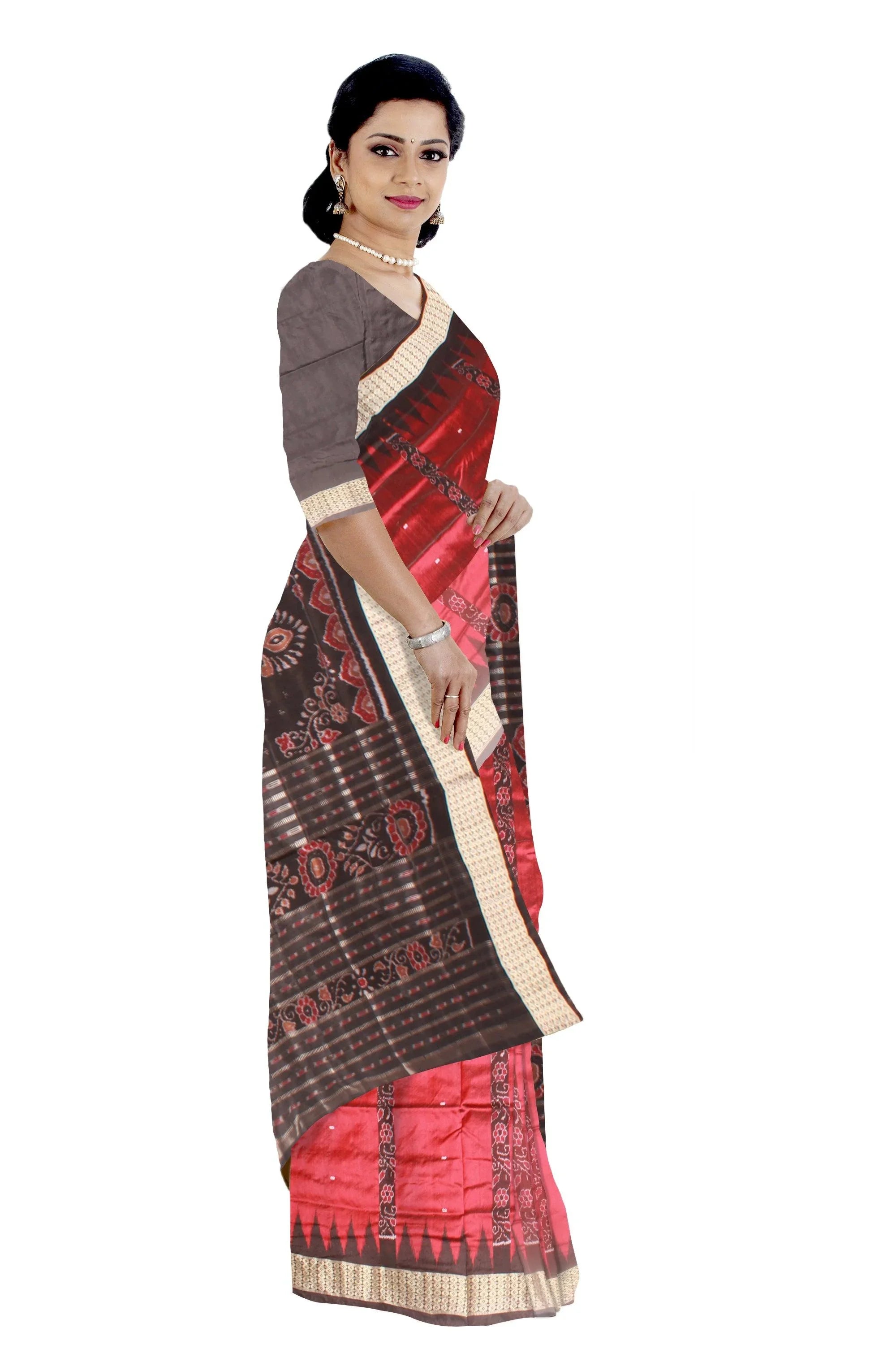 Sambalpuri Pata Saree in Maroon and Black Color with plain booty design with blouse piece. - Koshali Arts & Crafts Enterprise