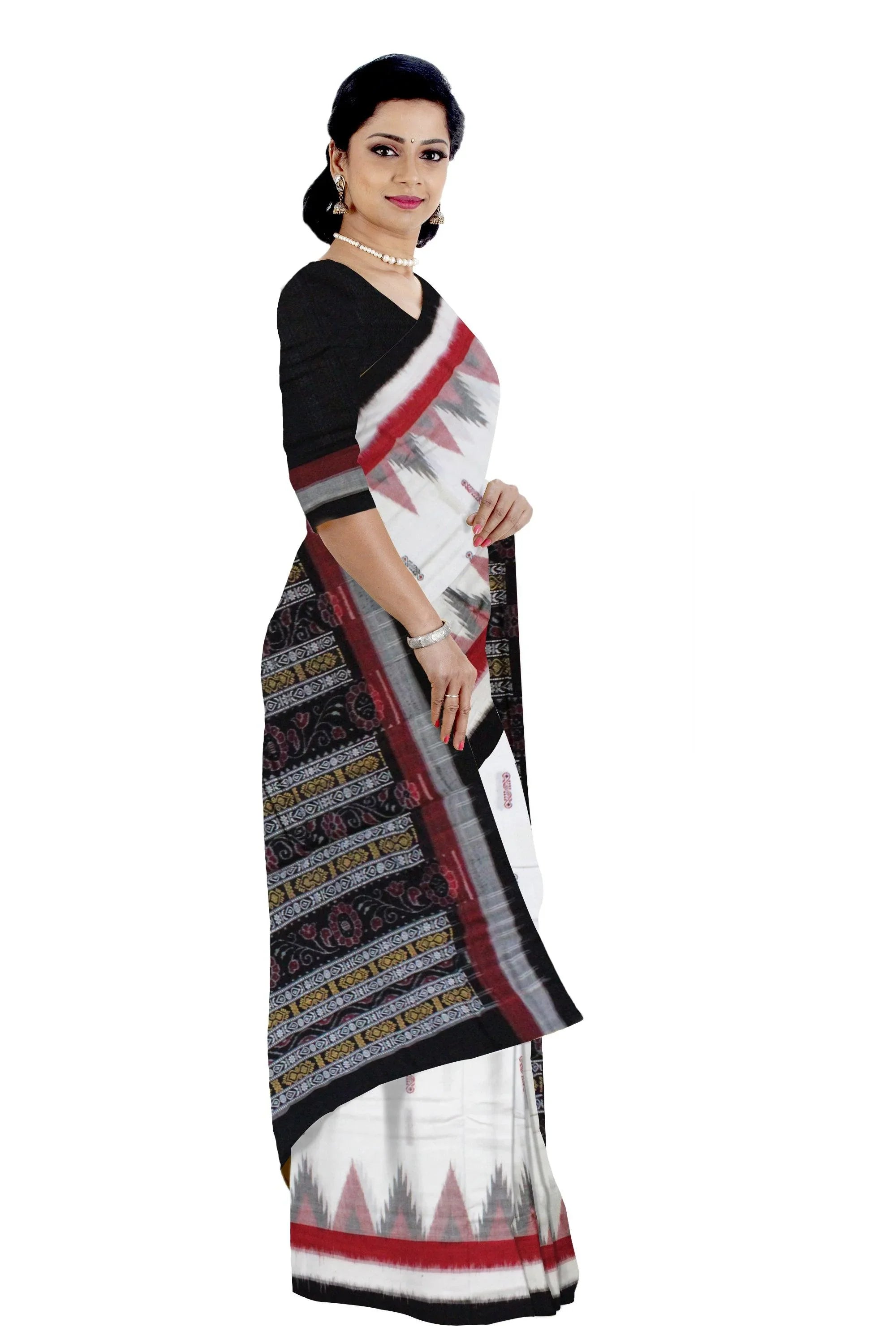 Booty pattern Bomkai design Sambalpuri saree in White Colour - Koshali Arts & Crafts Enterprise