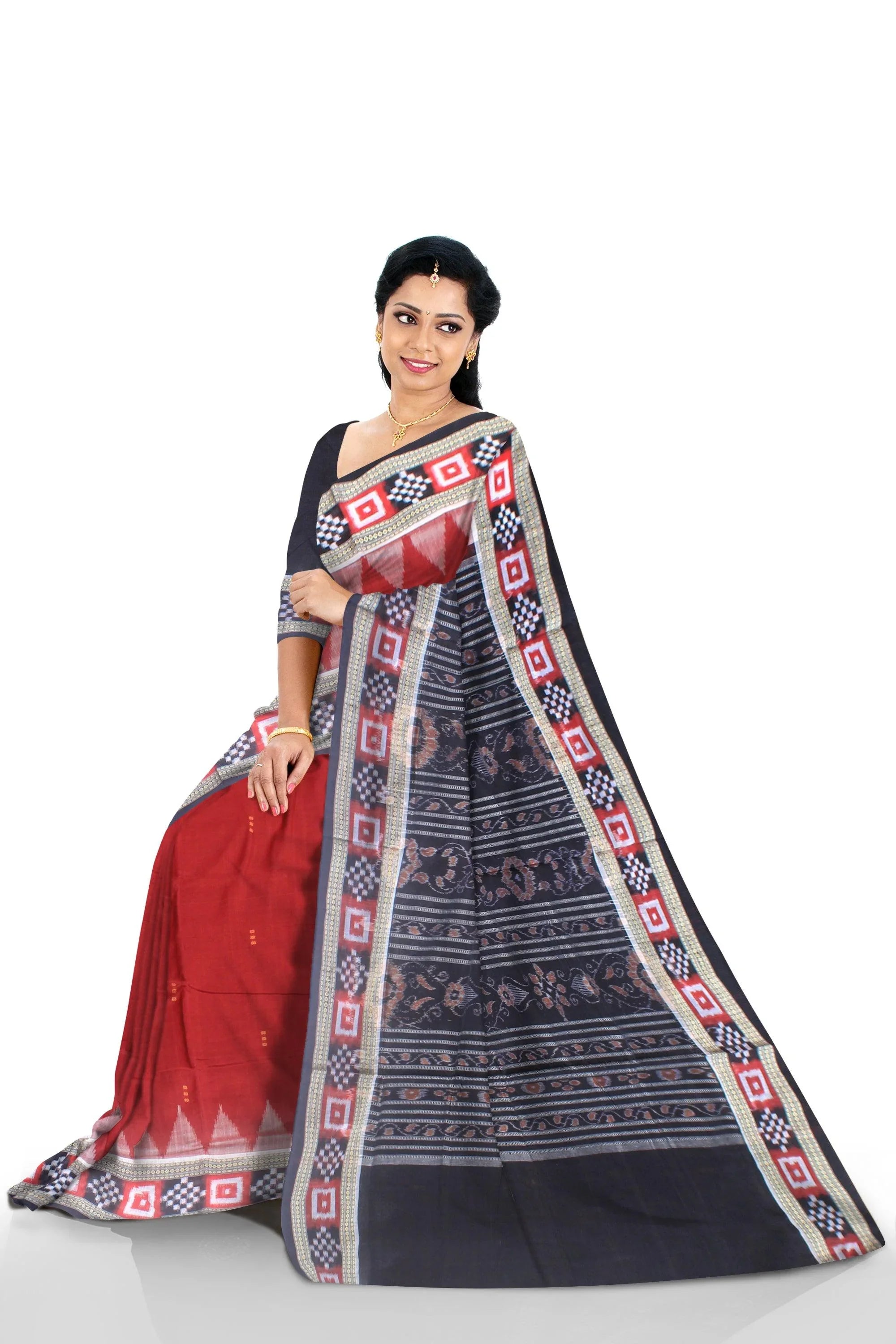 Small booty and sapta design of sambalpuri cotton saree in maroon and black color, with blouse piece. - Koshali Arts & Crafts Enterprise