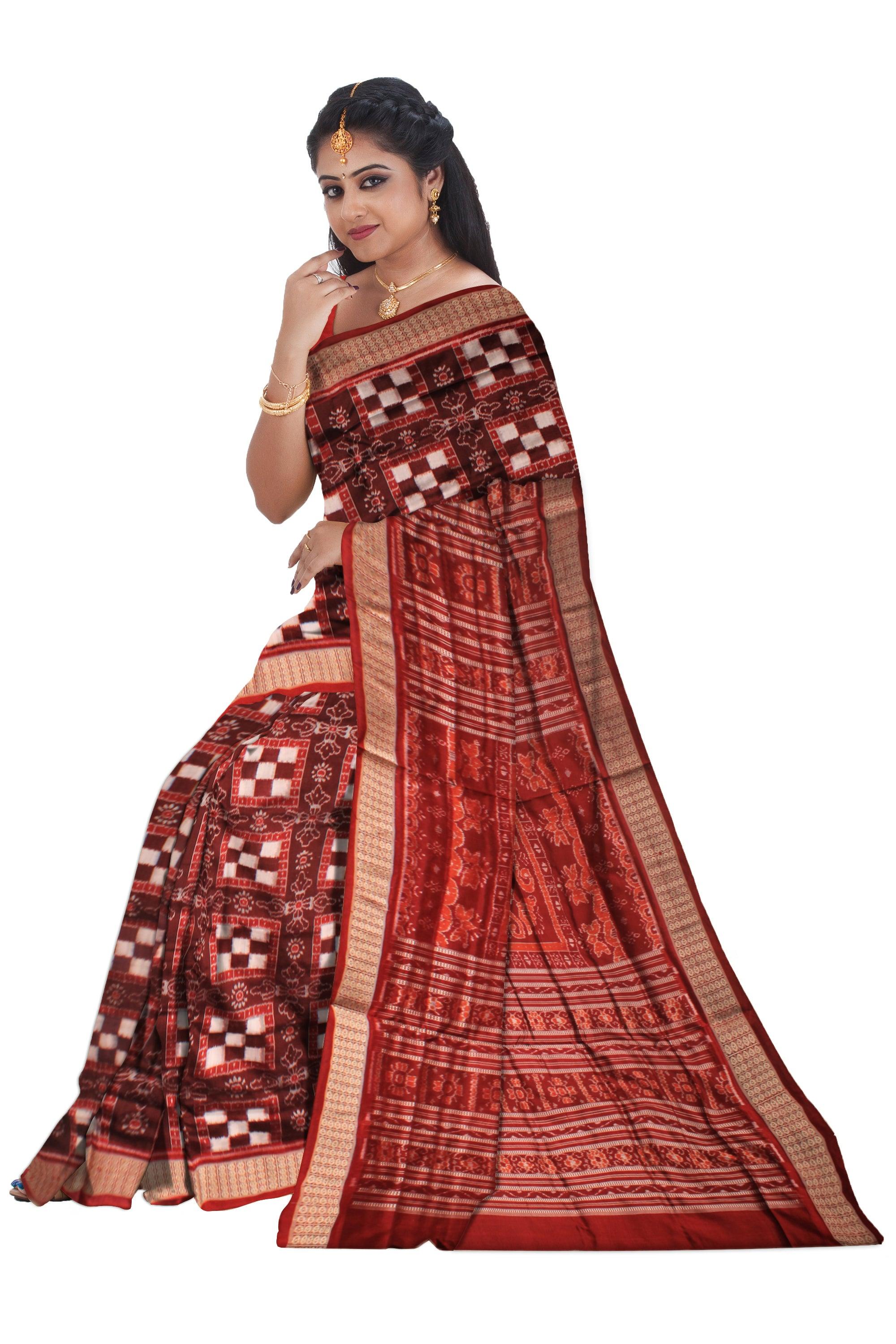 SAMBALPURI PASAPALI DESIGN PATA SAREE IN MAROON AND WHITE COLOR, WITH BLOUSE PIECE. - Koshali Arts & Crafts Enterprise