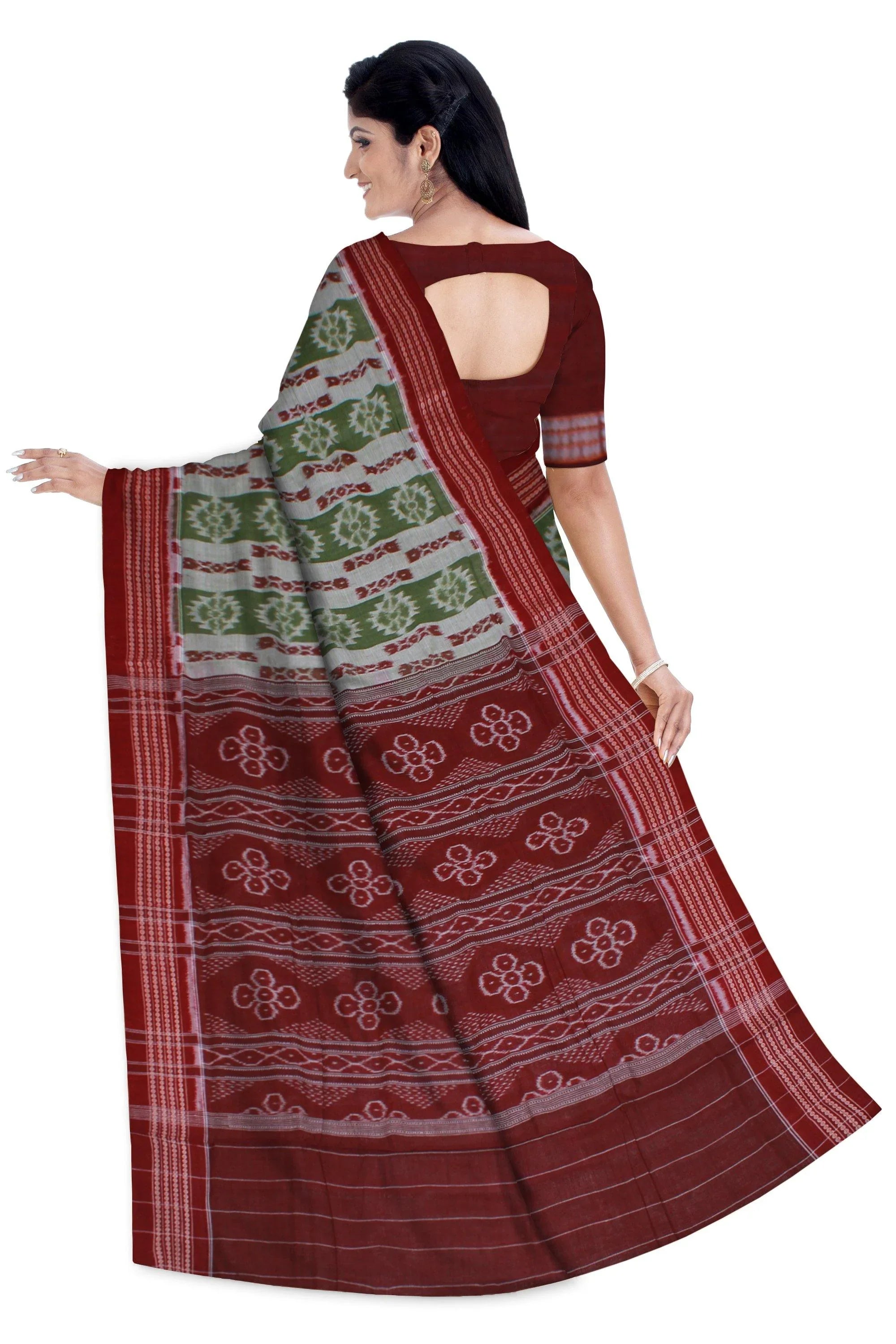 Sambalpuri pure cotton saree in green and gray color with chakra print with blouse piece - Koshali Arts & Crafts Enterprise