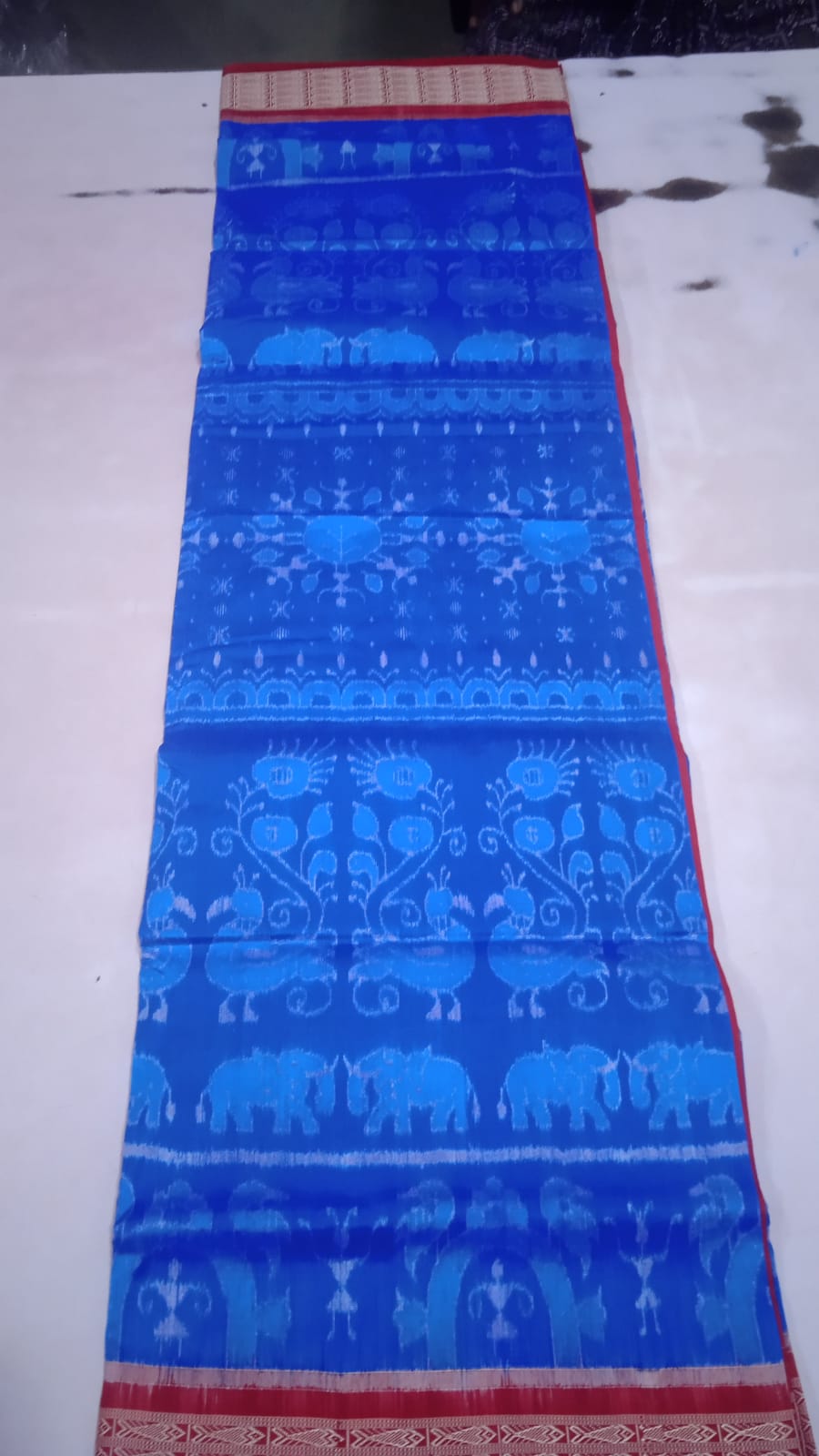 Blue-Red Koshal Elegance