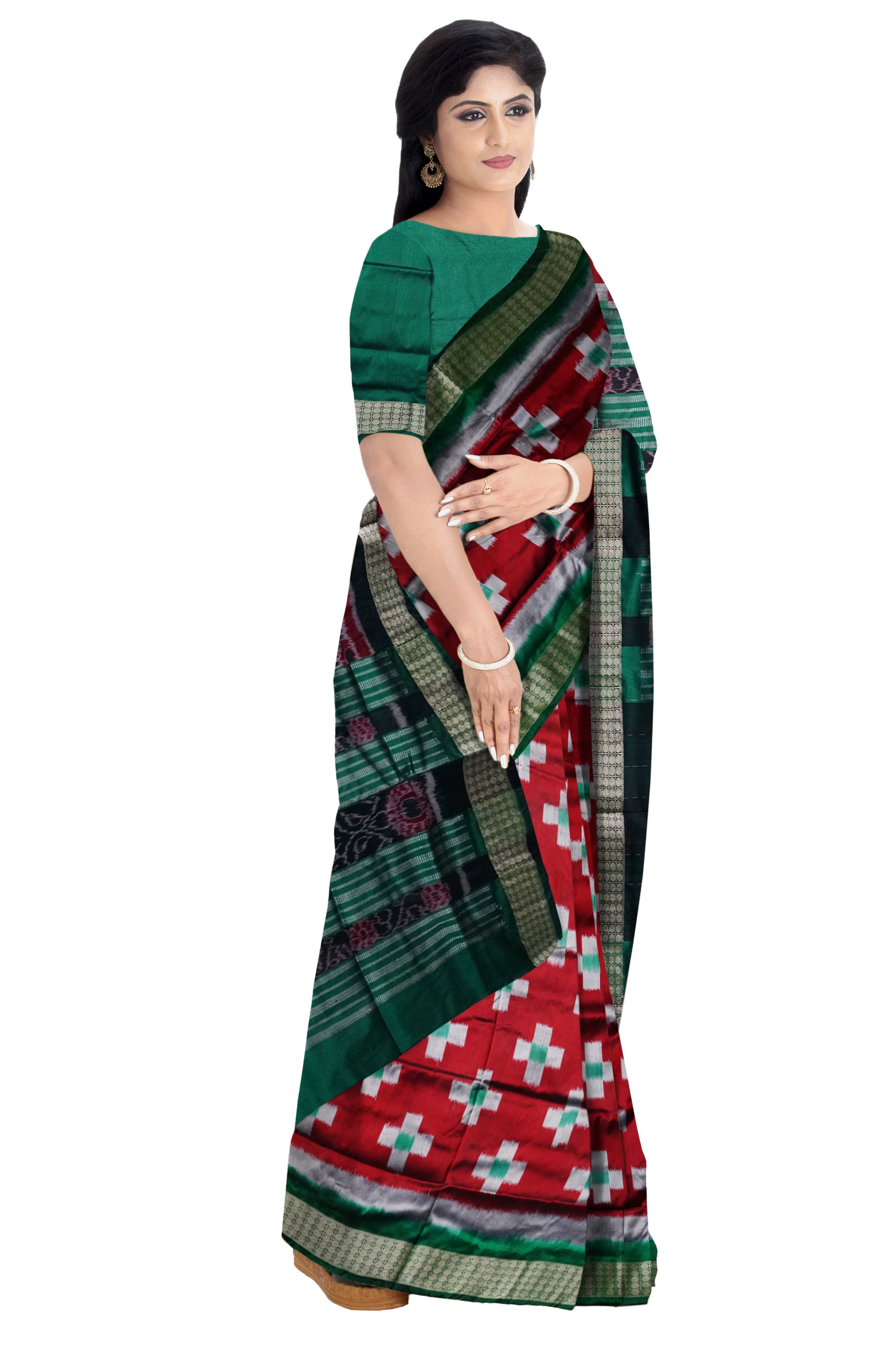 Maroon & Green color tara pattern pata saree. - Koshali Arts & Crafts Enterprise