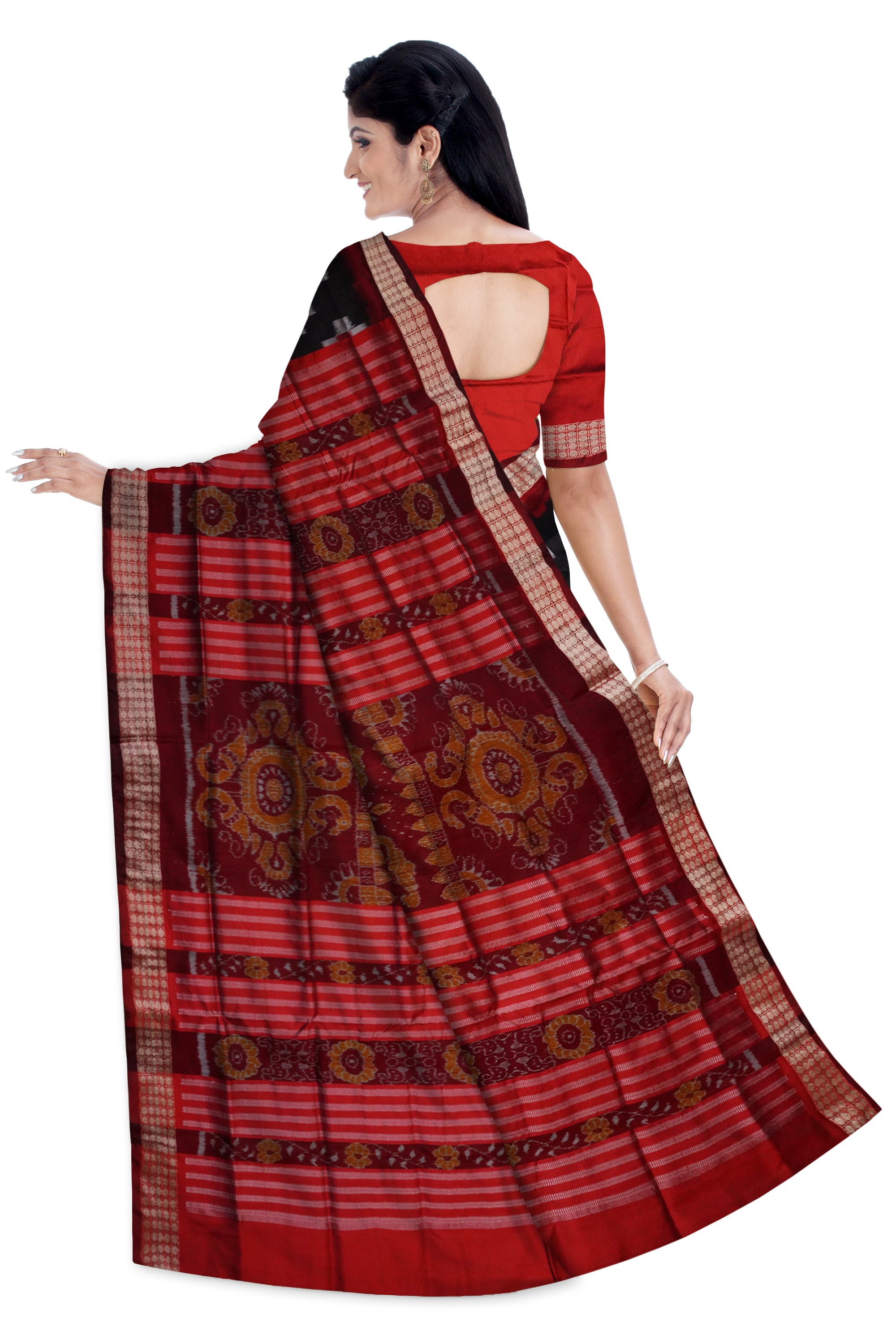 Black and Maroon color tara pattern pata saree. - Koshali Arts & Crafts Enterprise