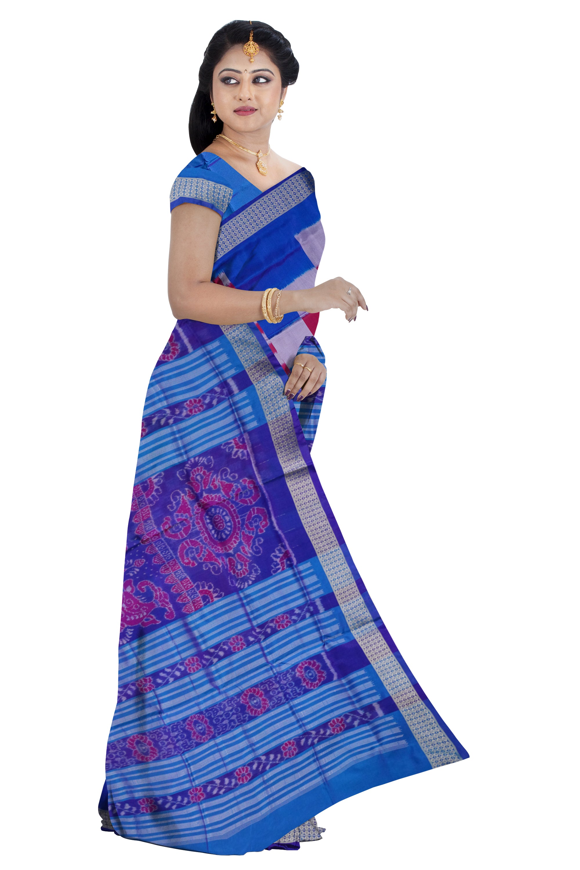 Sky-blue & maroon Sambalpuri pata saree, bandha pallu, matching blouse. - Koshali Arts & Crafts Enterprise