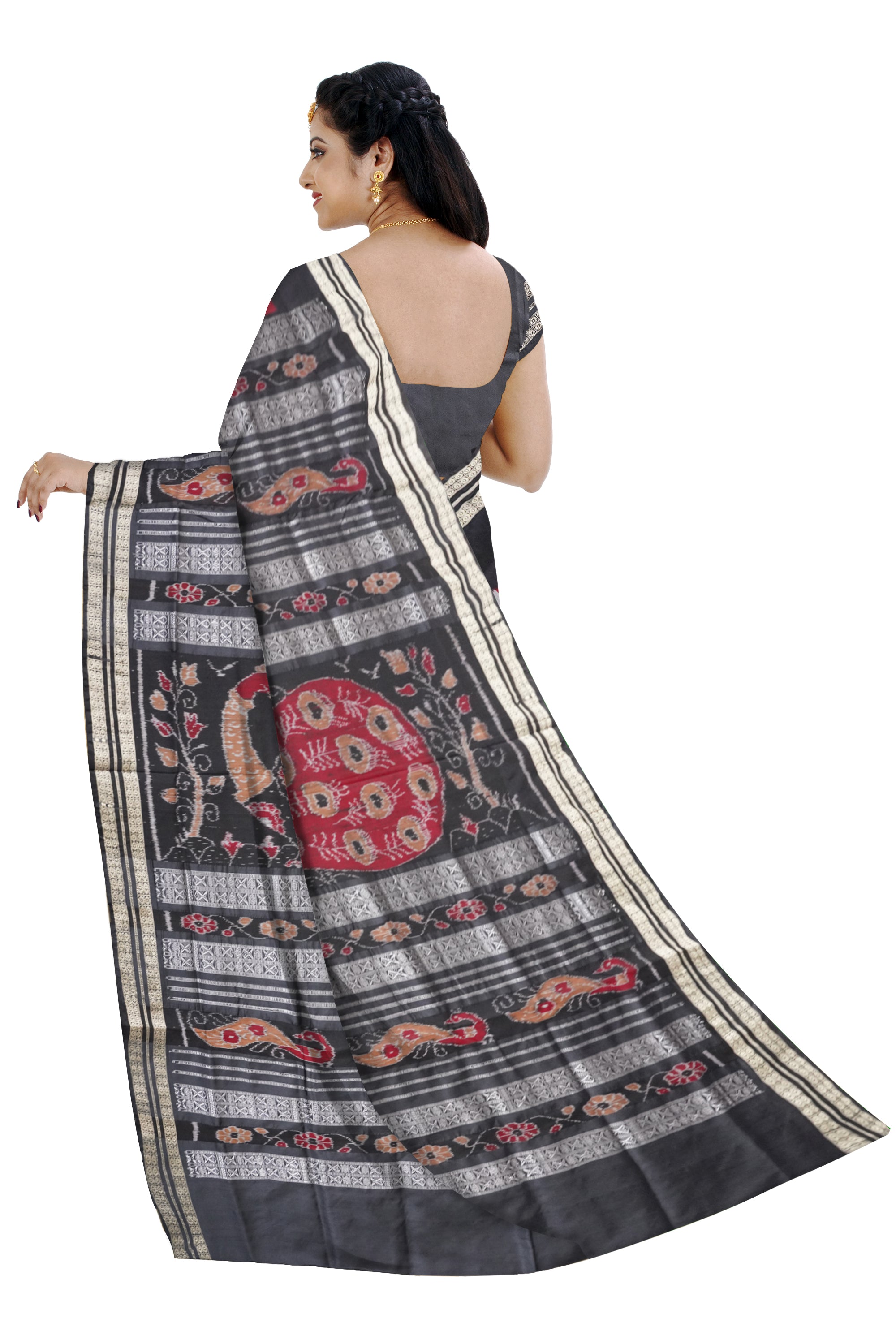 Pasapali pattern pata saree, big peacock pallu, versatile for all occasions. - Koshali Arts & Crafts Enterprise