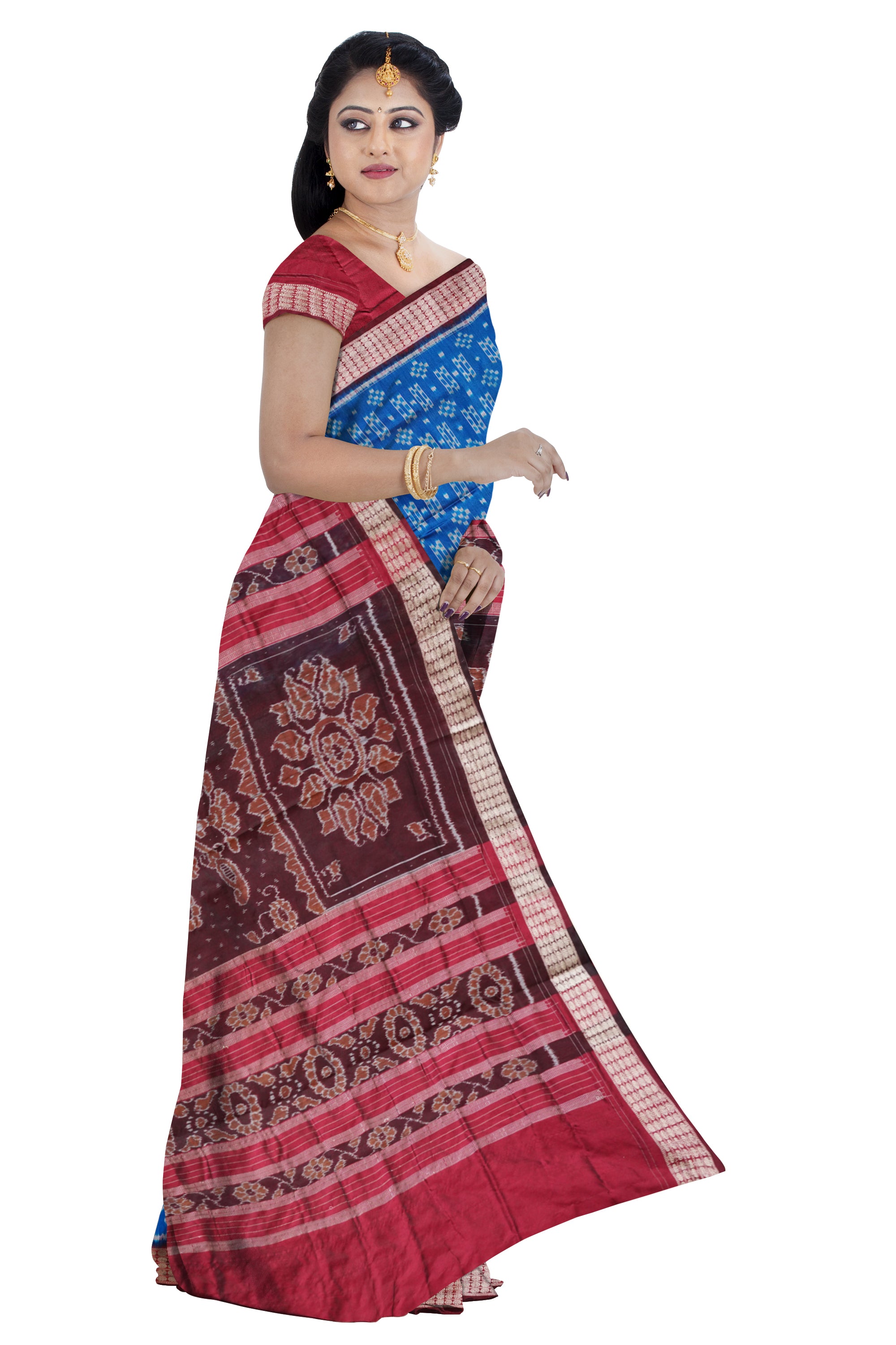 Sky-blue and maroon pasapali saree, peacock with flowers pallu. - Koshali Arts & Crafts Enterprise