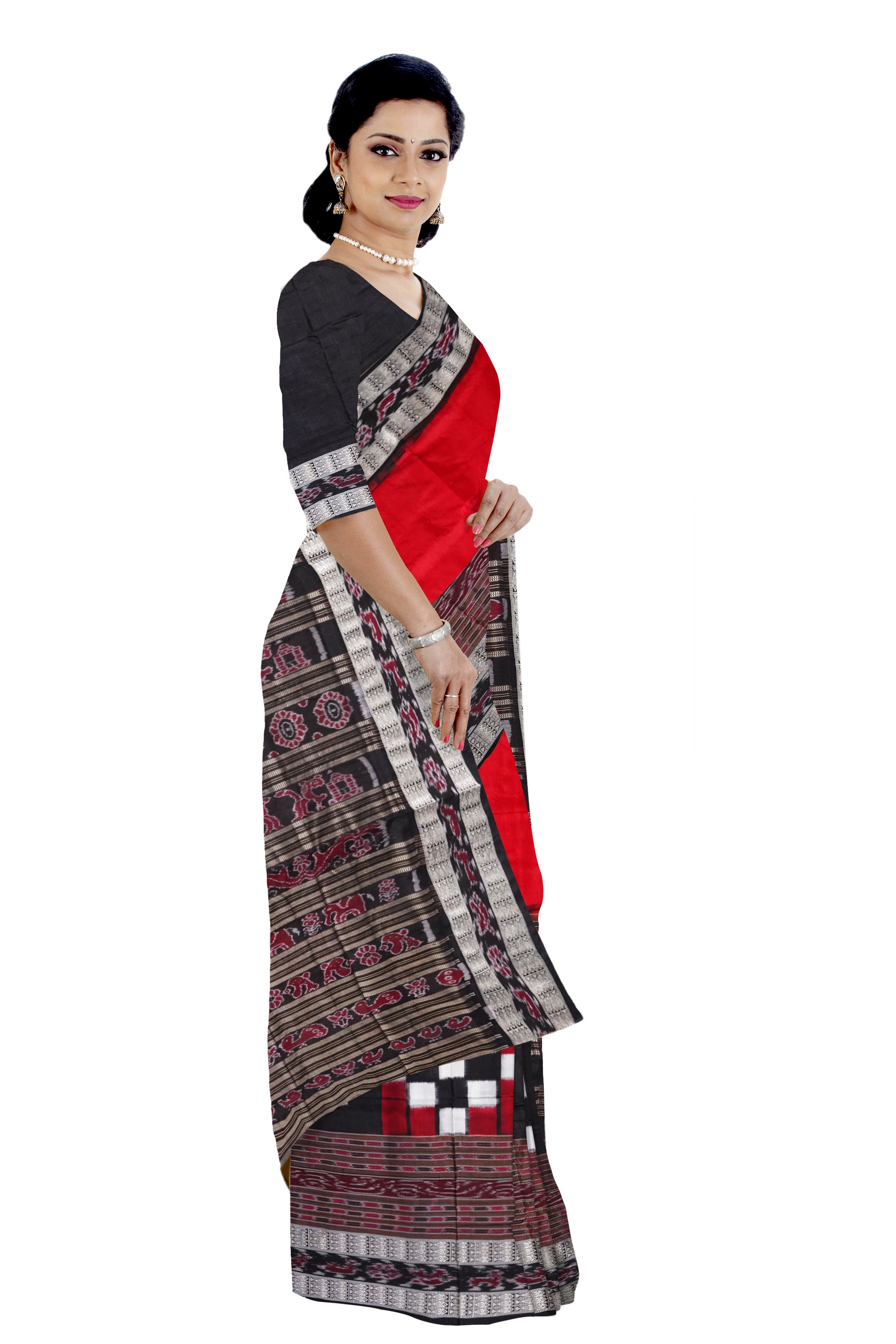 Red and Black color Sambalpuri bichitrapuri pure silk saree with bandha pallu. - Koshali Arts & Crafts Enterprise